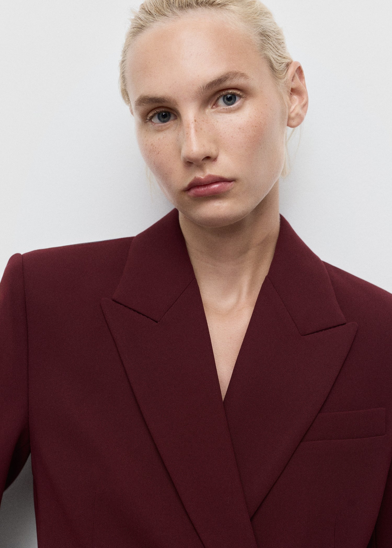 Mango blazer iguana in Garnet - D1