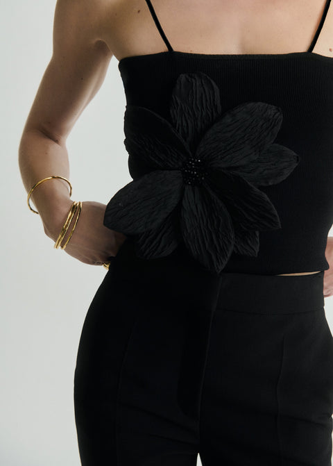 Mango top flowa in black