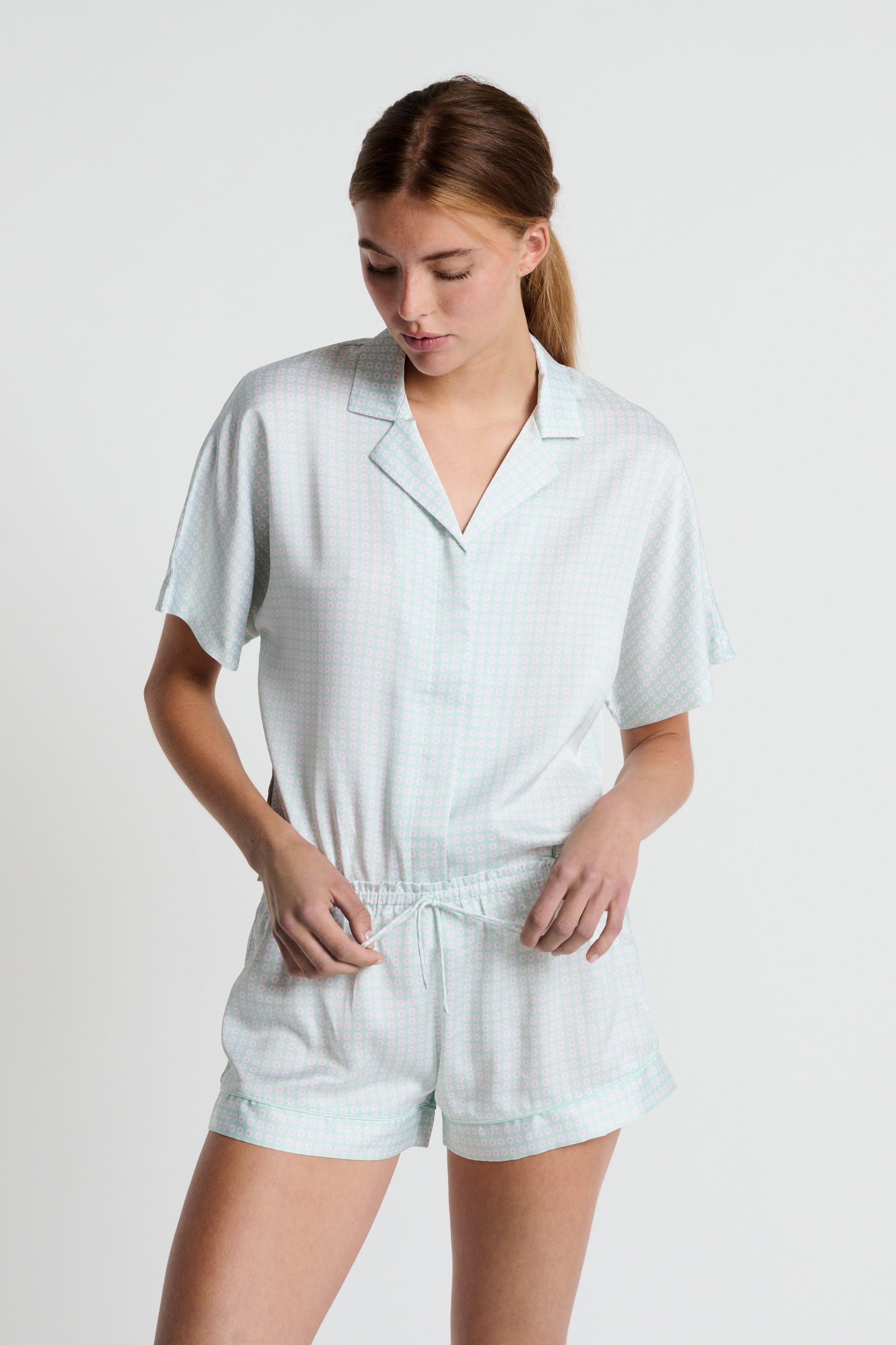Etam NAFILAH - SHORT in Green Print - View 3