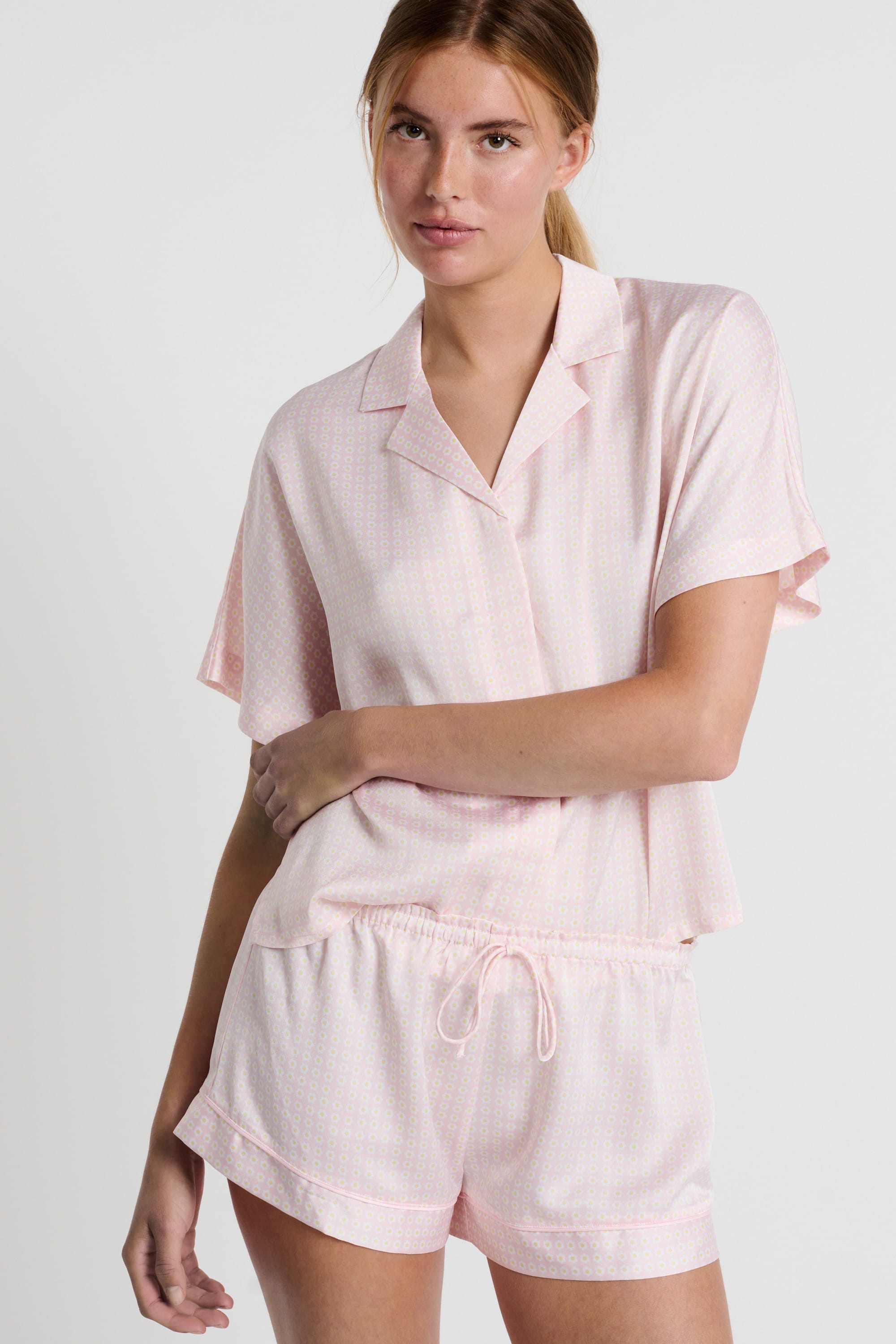 Etam NAFILAH - TOP MC SPE in Rose Print - View 3