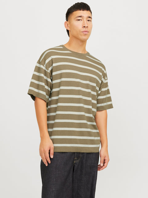 JACK & JONES JJEEMIL knit tee in coriander
