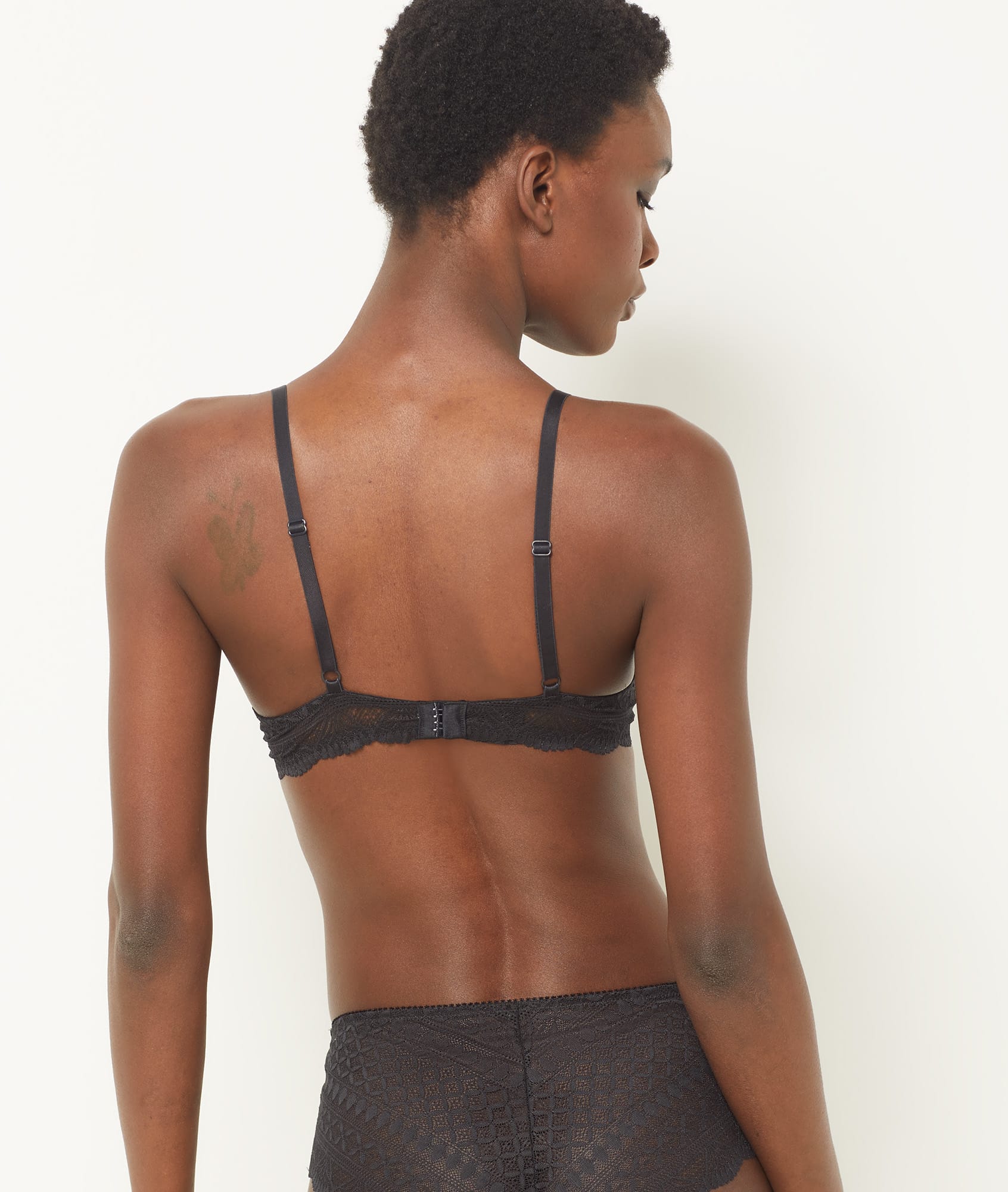 Etam idole n4 classique bra in black