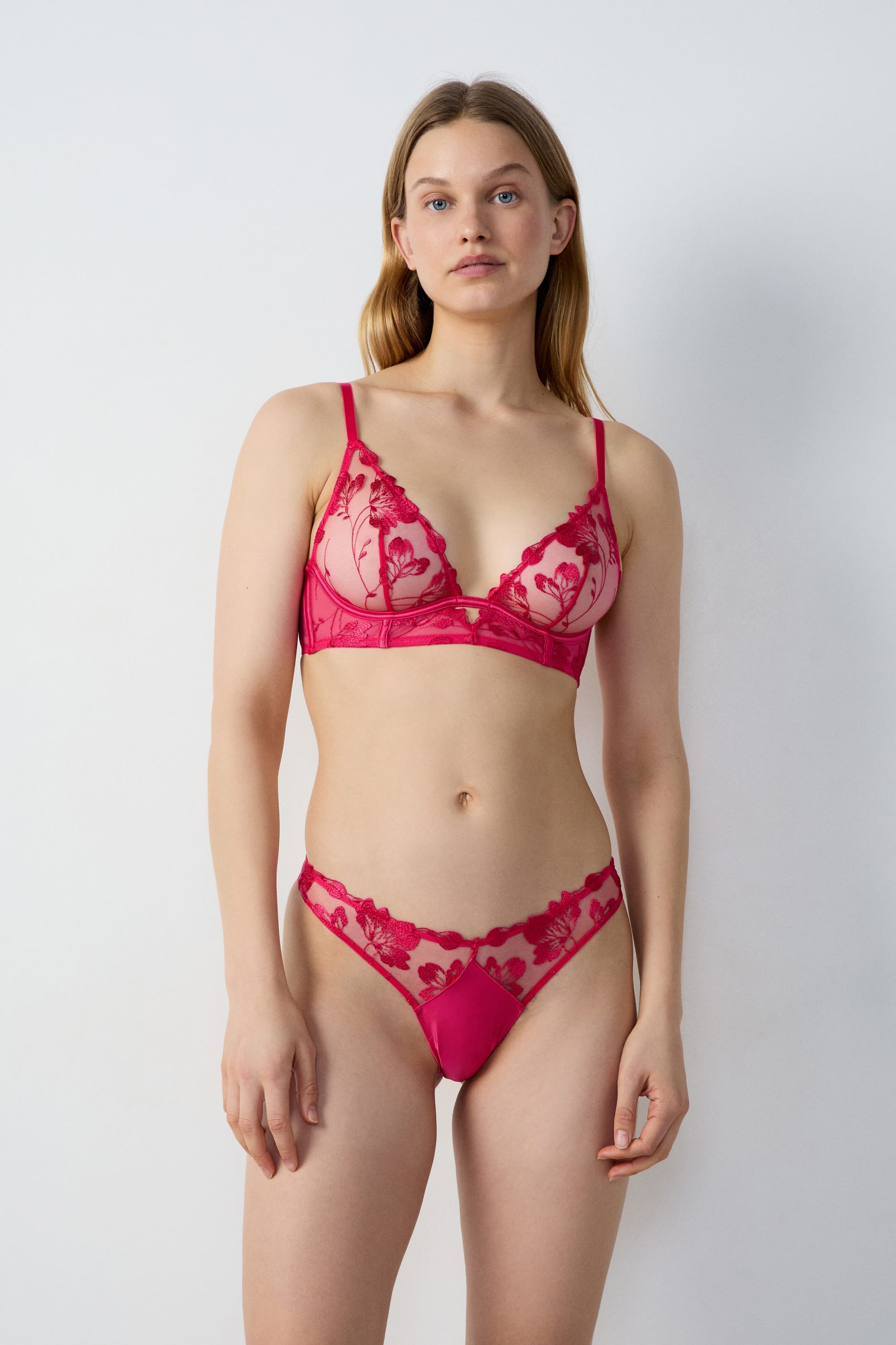 Etam fragrance sc classique bra in fuchsia