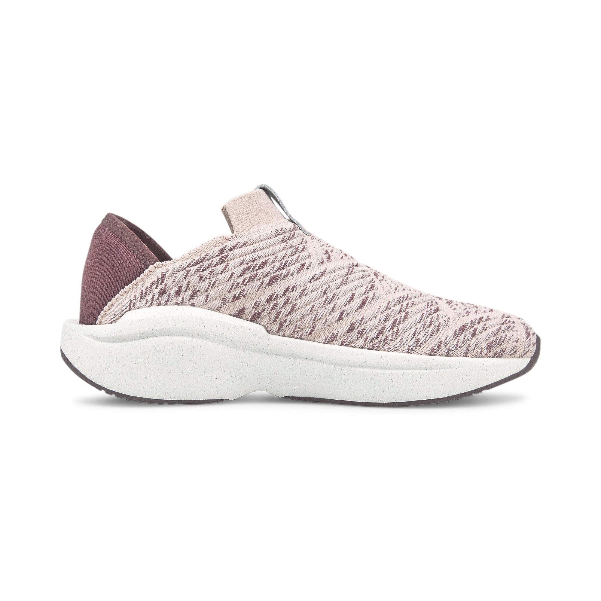 Puma enlighten women's training shoes in pink - Side View 03