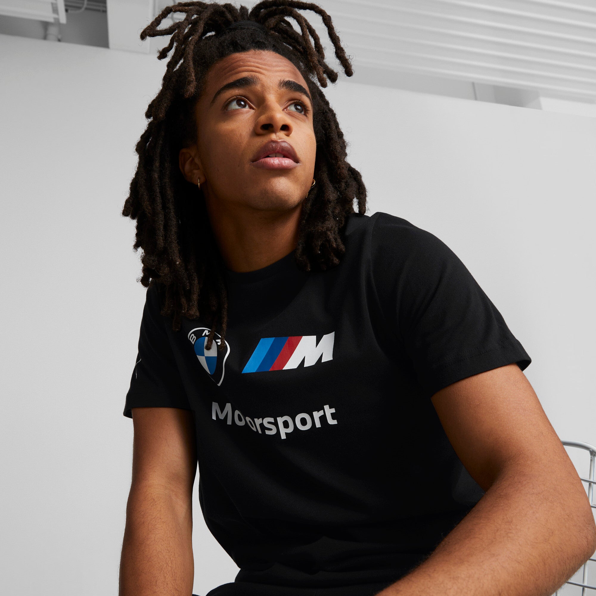 Puma bmw m motorsport essentials logo tee men in black - Model Shot 01