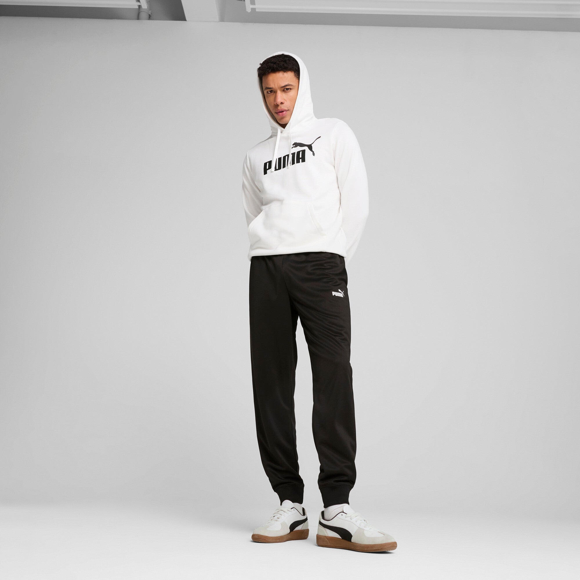 Puma essentials no. 1 logo hoodie in white - Model Shot 03