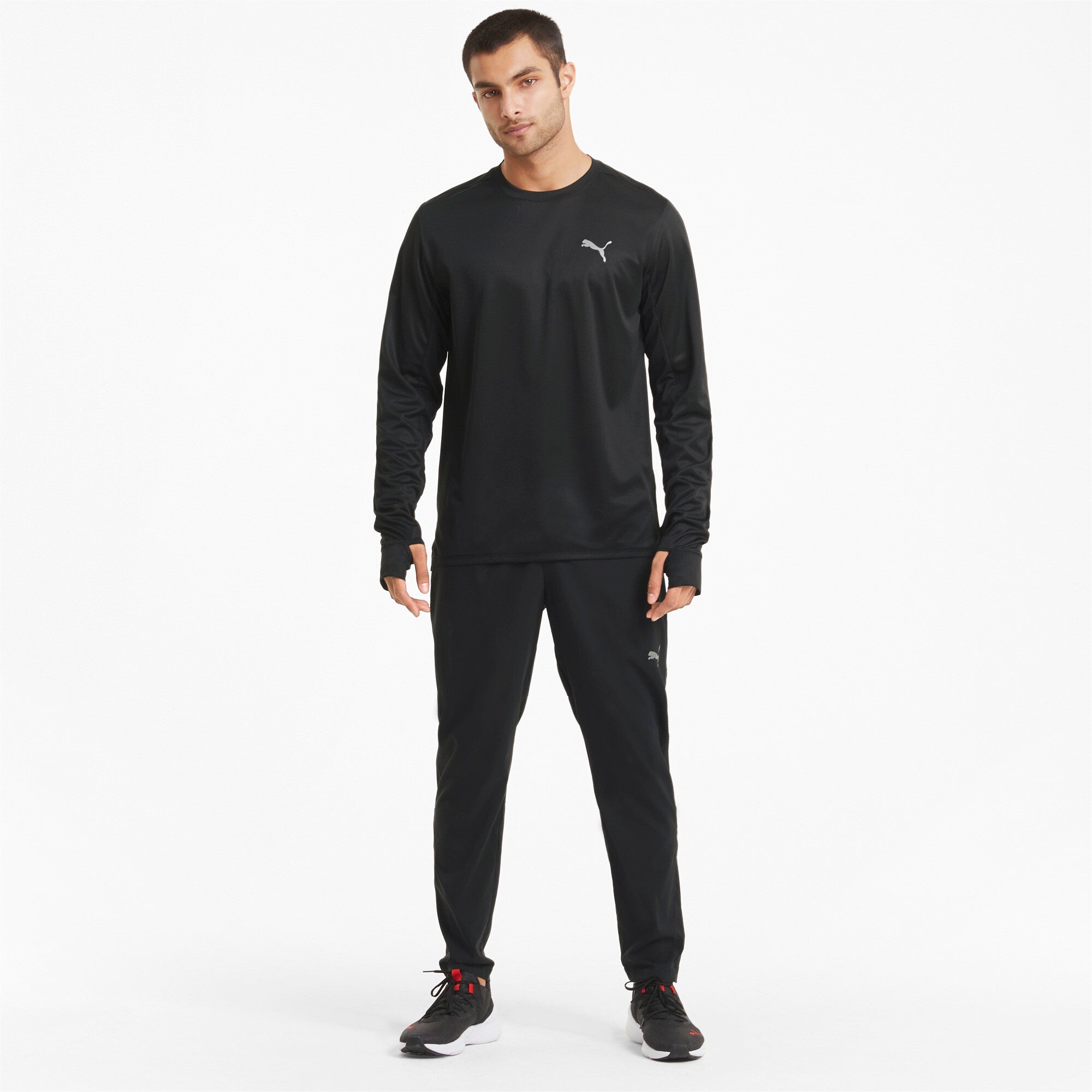 Puma favourite tapered men's running pants in black - Model Shot 03