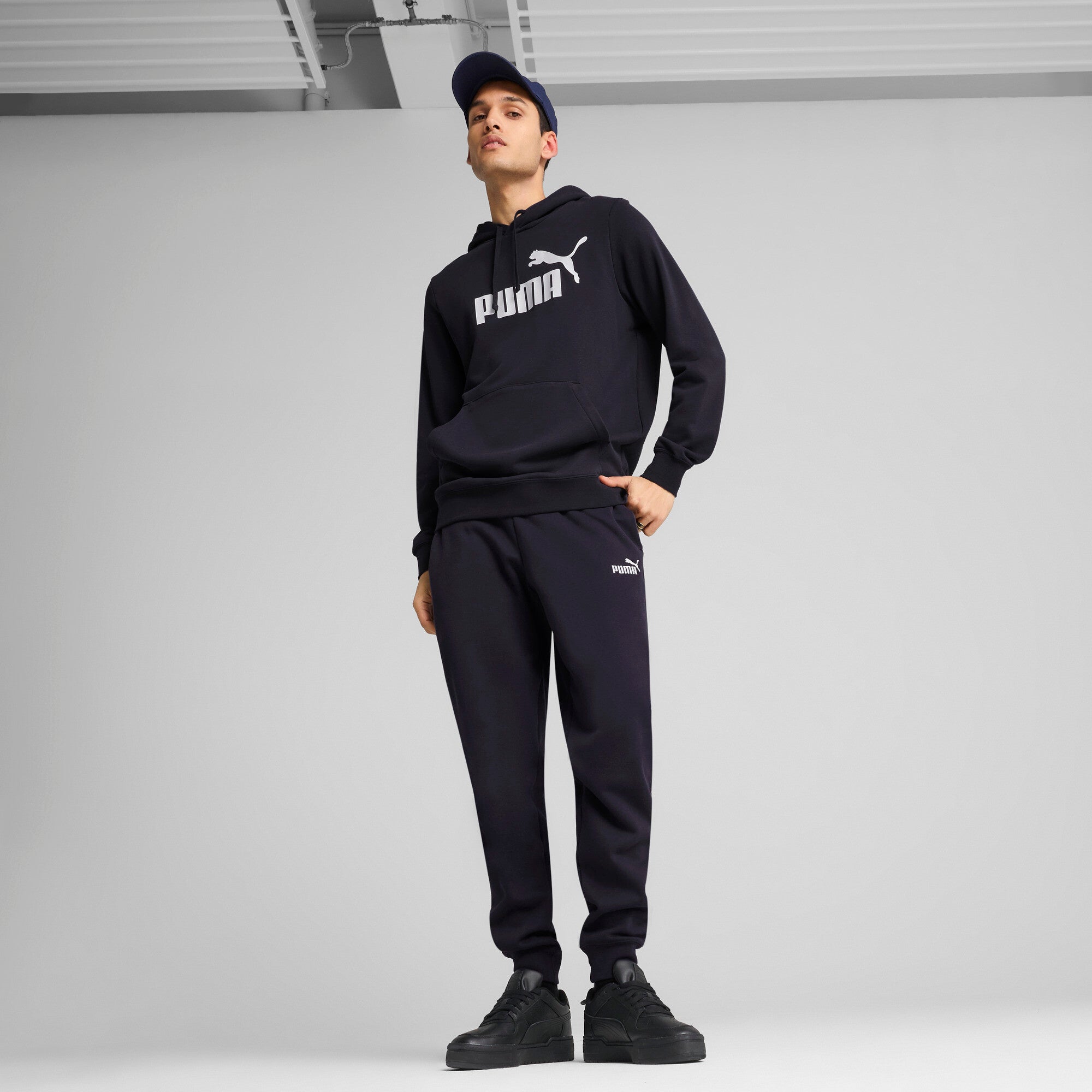 Puma essentials no. 1 logo hoodie in black - Model Shot 03