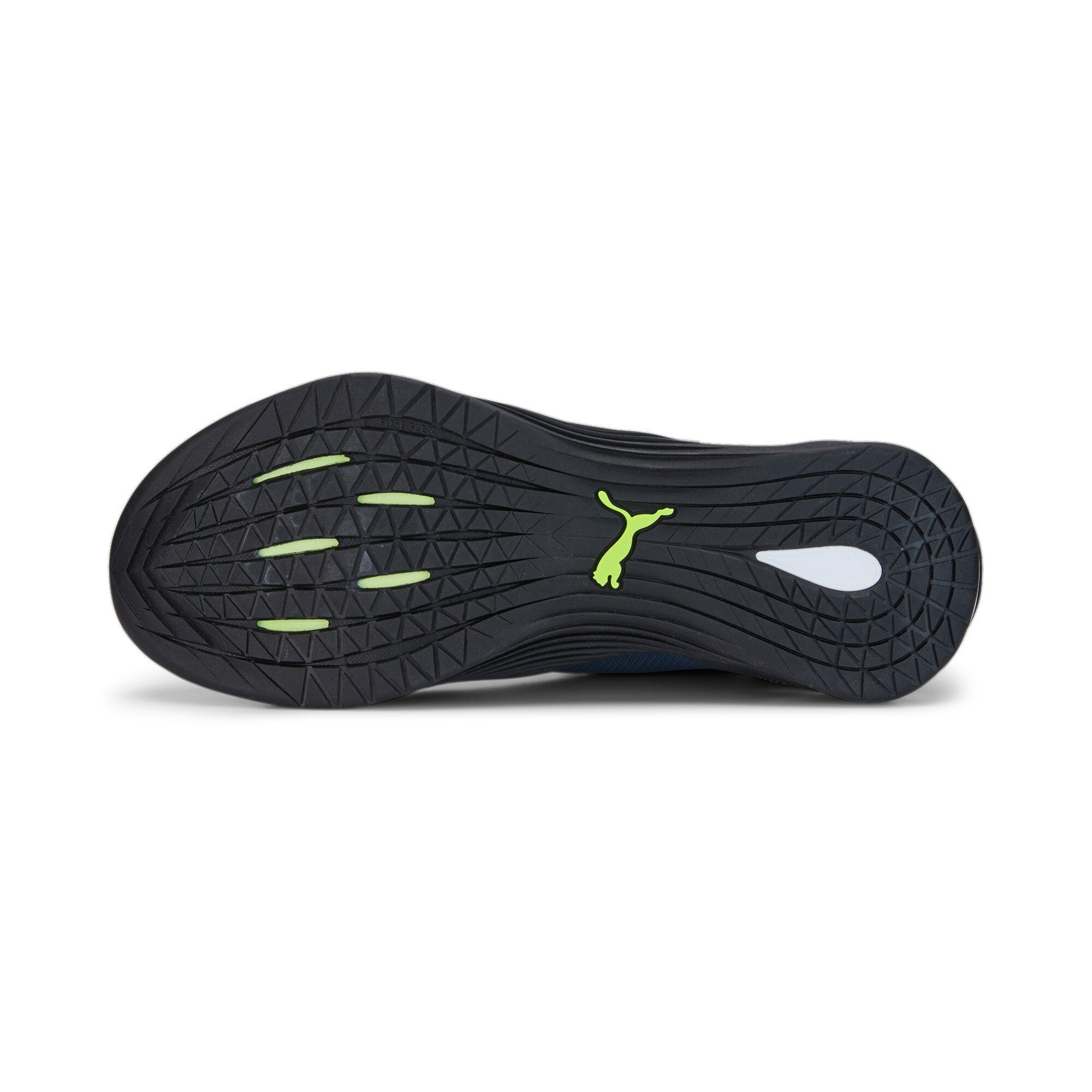 Puma fuse 2.0 men's training shoes in black - Side View 02