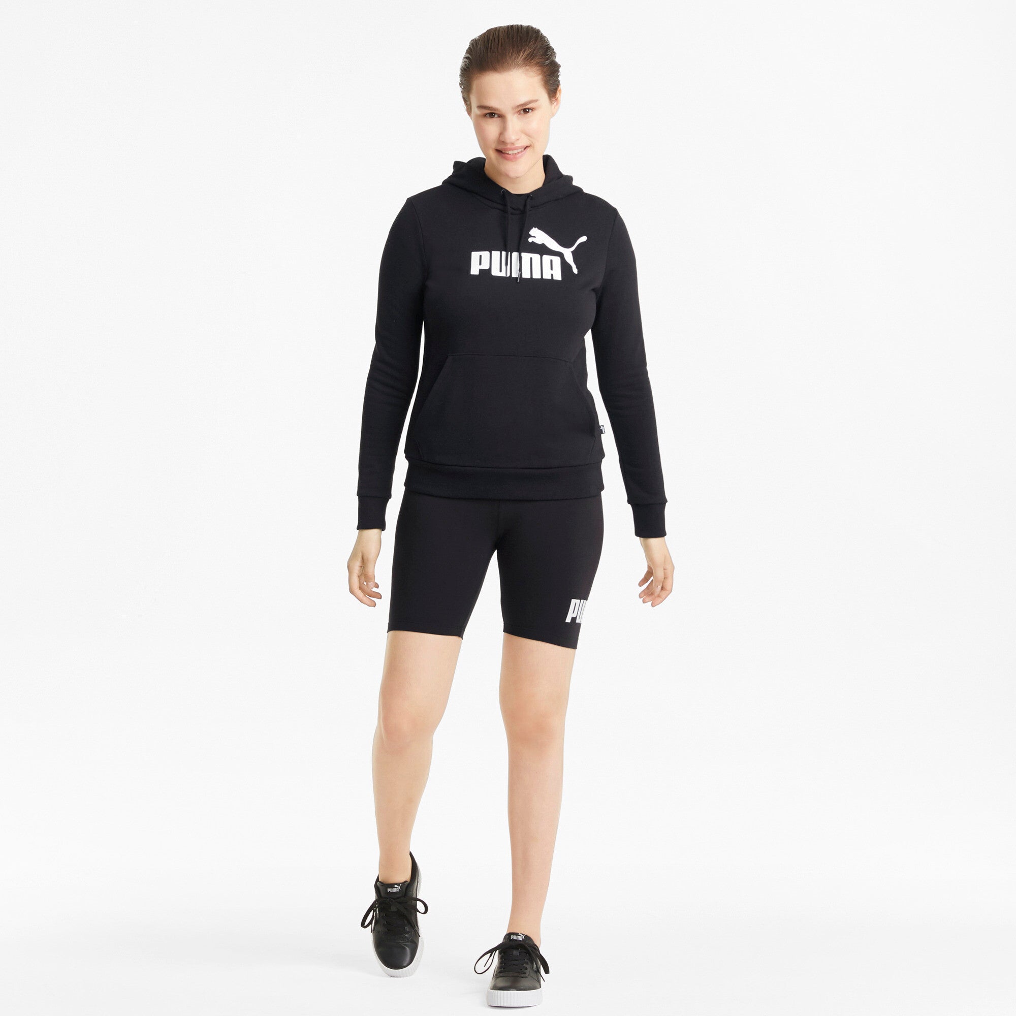 Puma essentials logo hoodie women in black - Model Shot 03