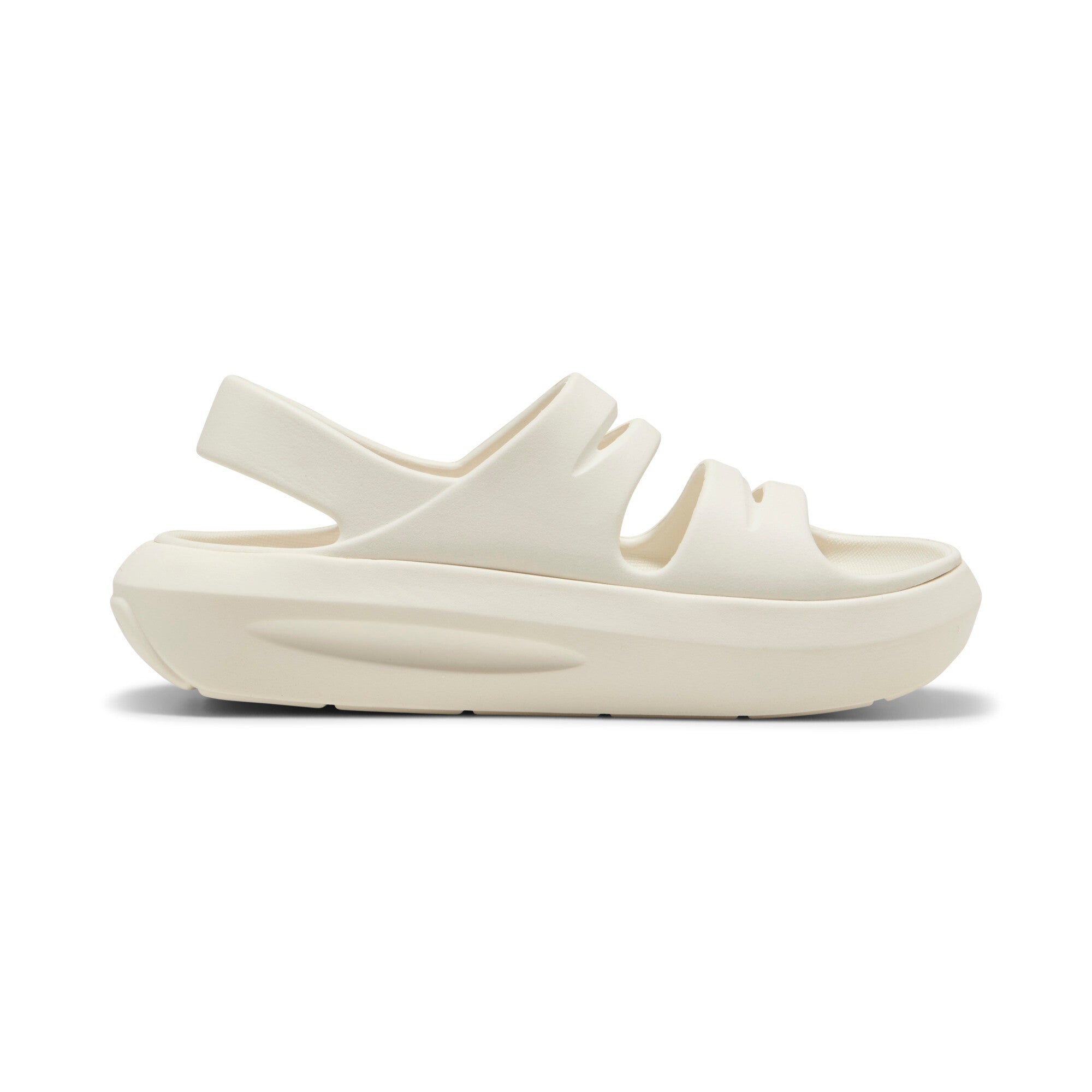 Puma flatter sandals in alpine snow - Side View 03