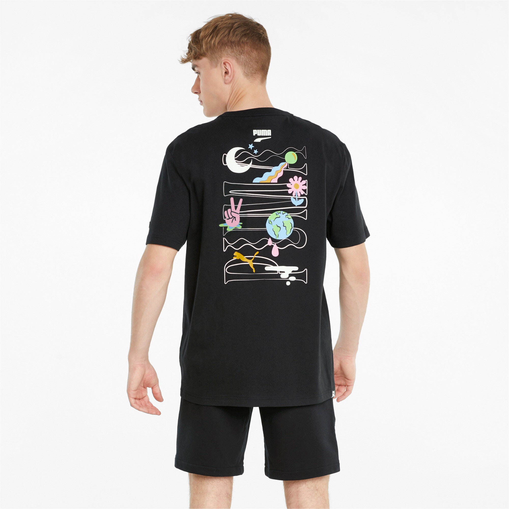 Puma downtown graphic men's tee in black - Model Shot 02