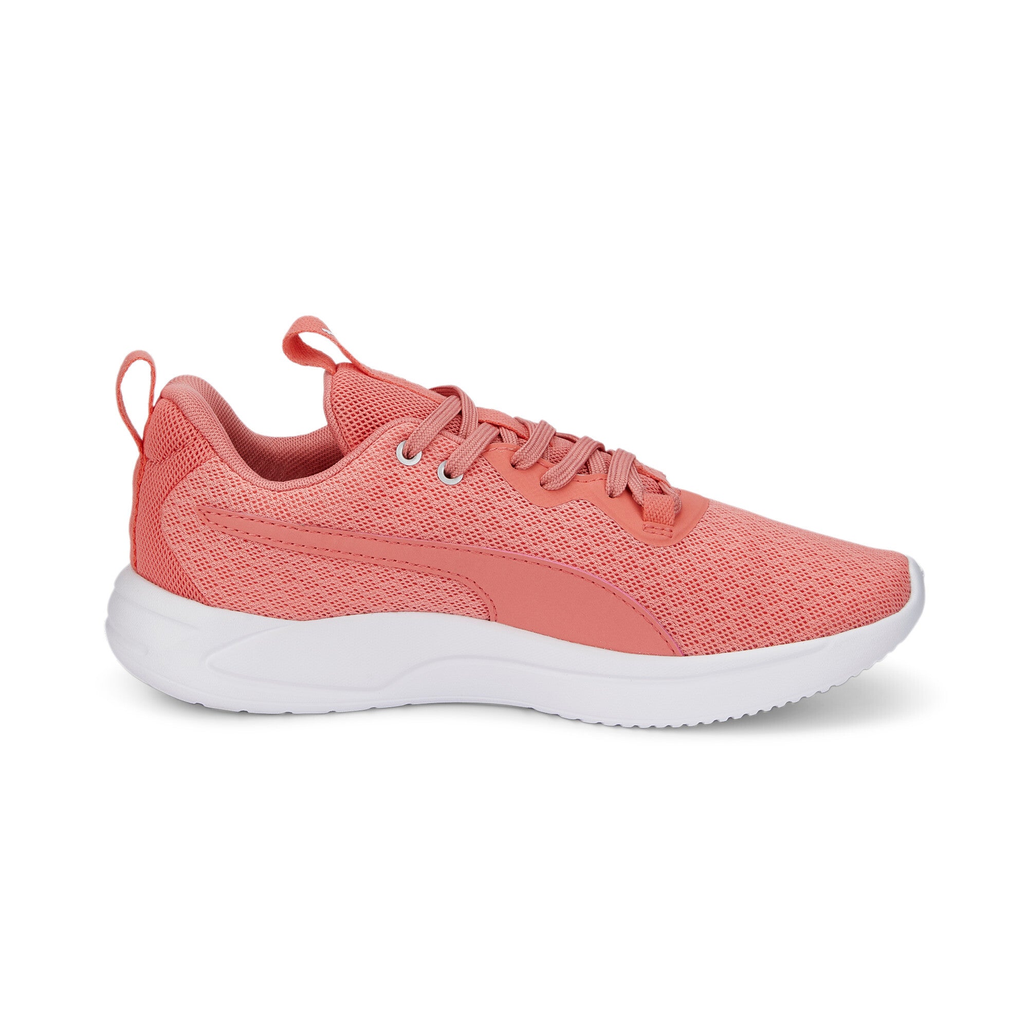 Puma resolve modern running shoes in pink - Side View 03