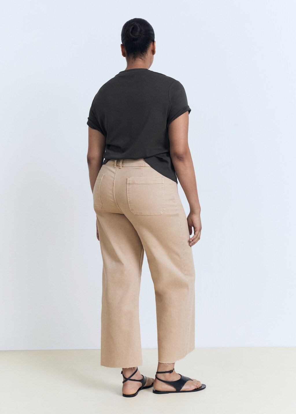 Mango product 17001210-07 - D4