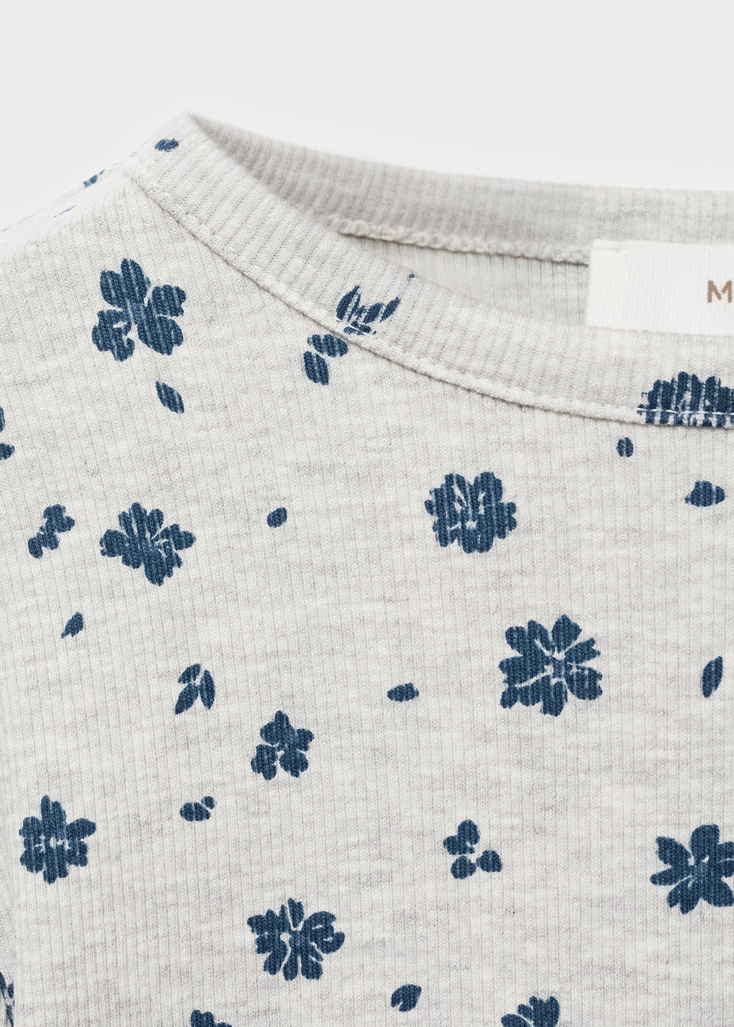 Mango product 17005174-91 - D8