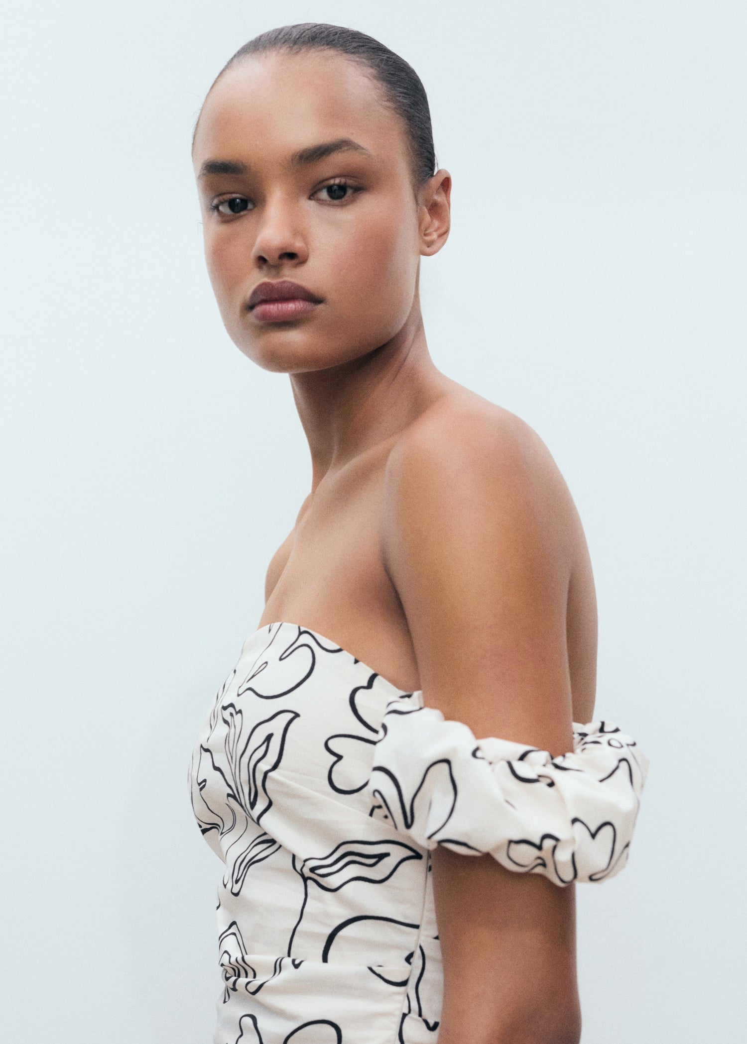 Mango product 17011169-02 - D1