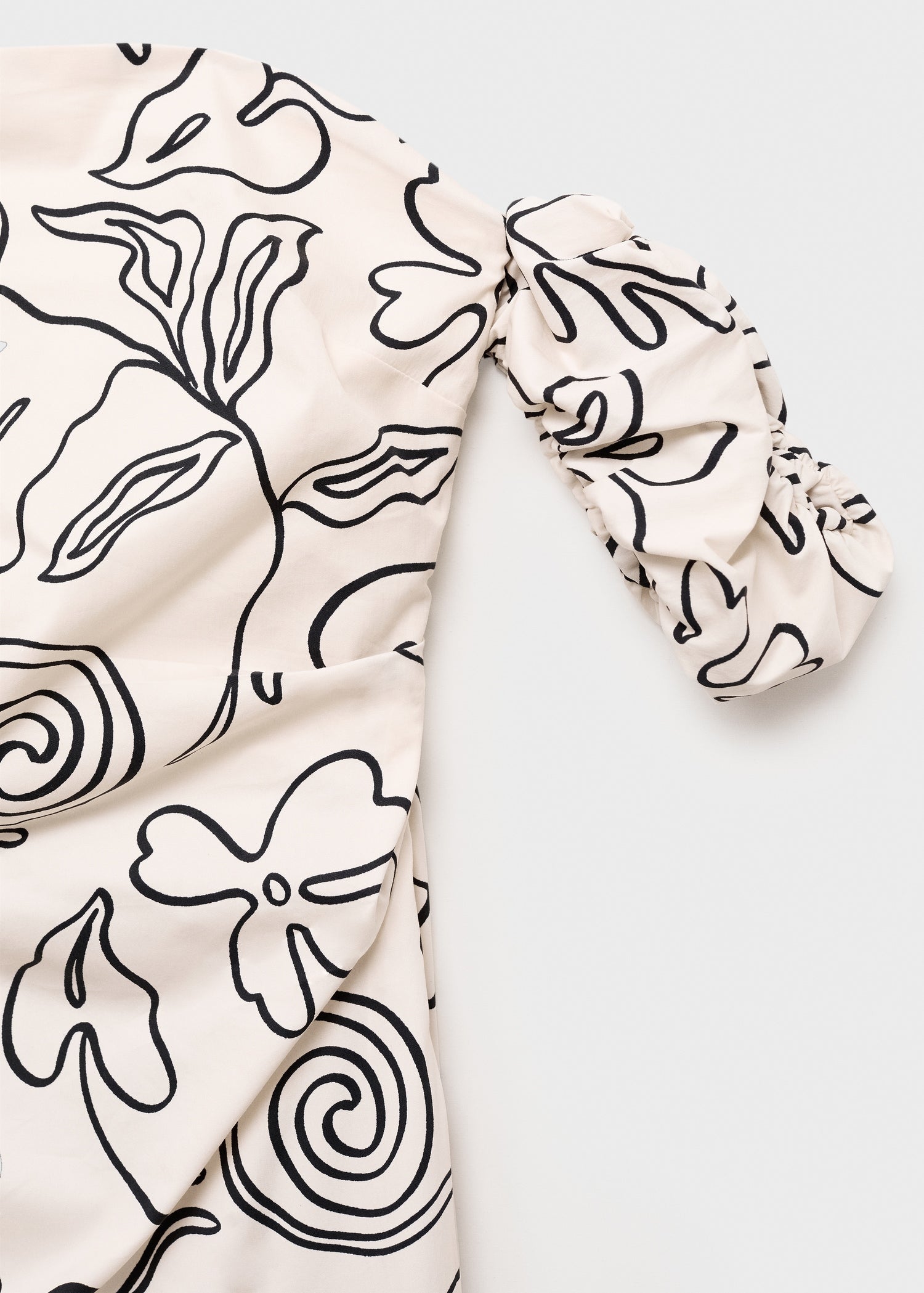 Mango product 17011169-02 - D8