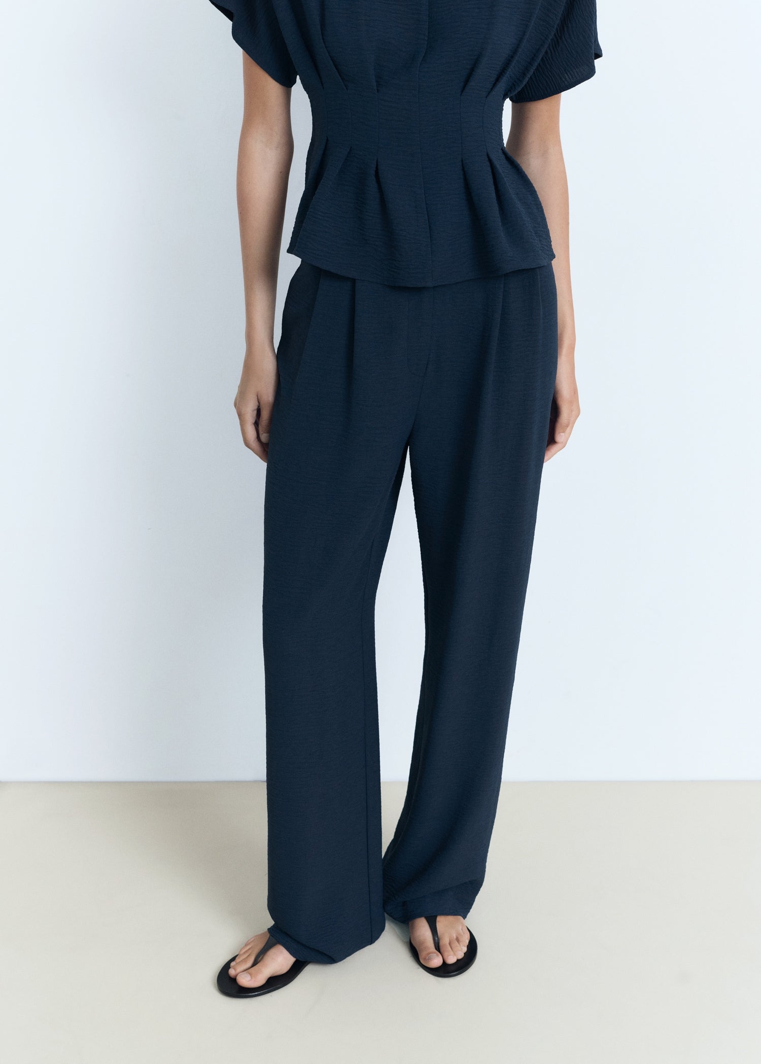 Mango trousers peplum in Navy