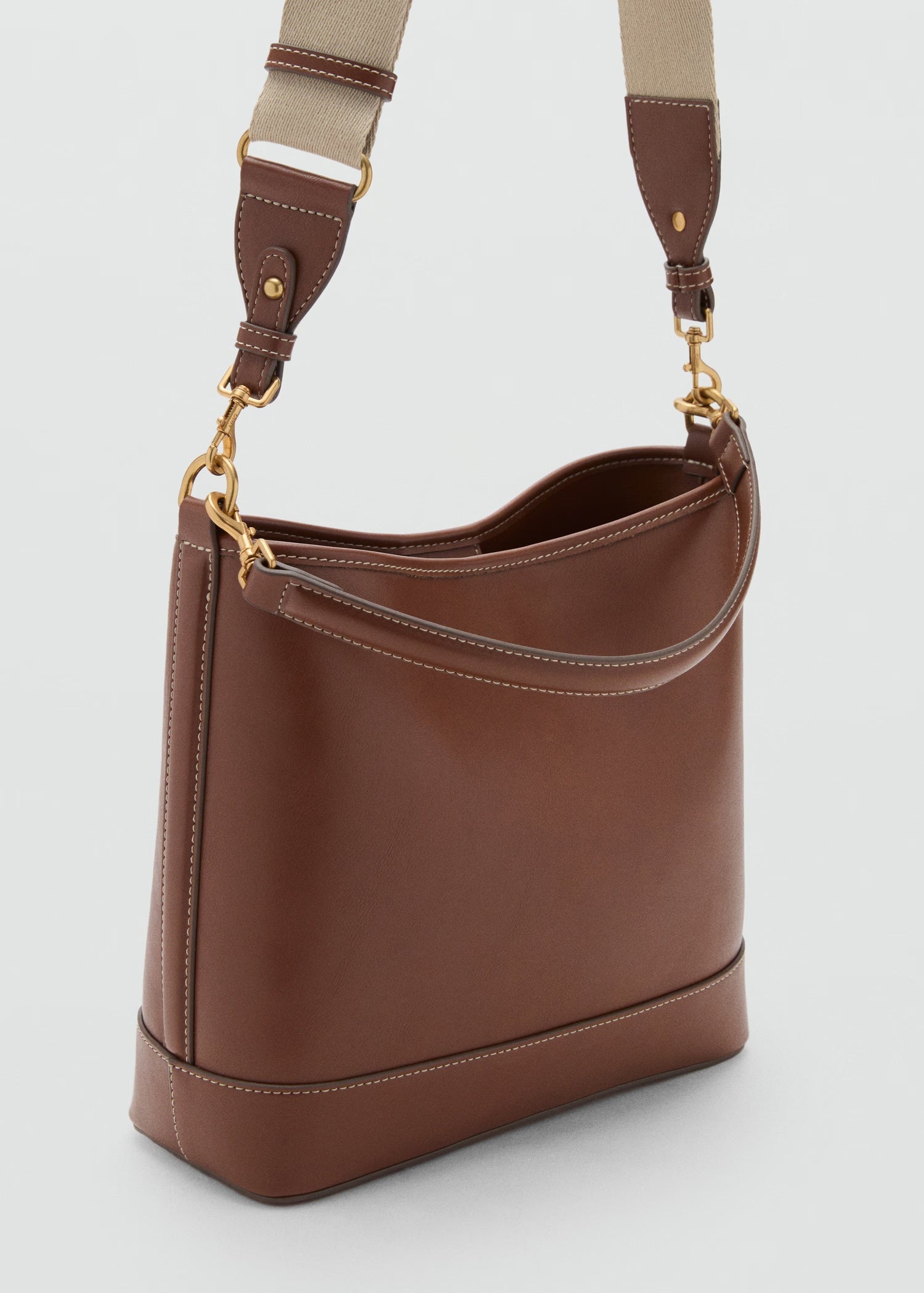 Mango bucket bag isolda in Leather