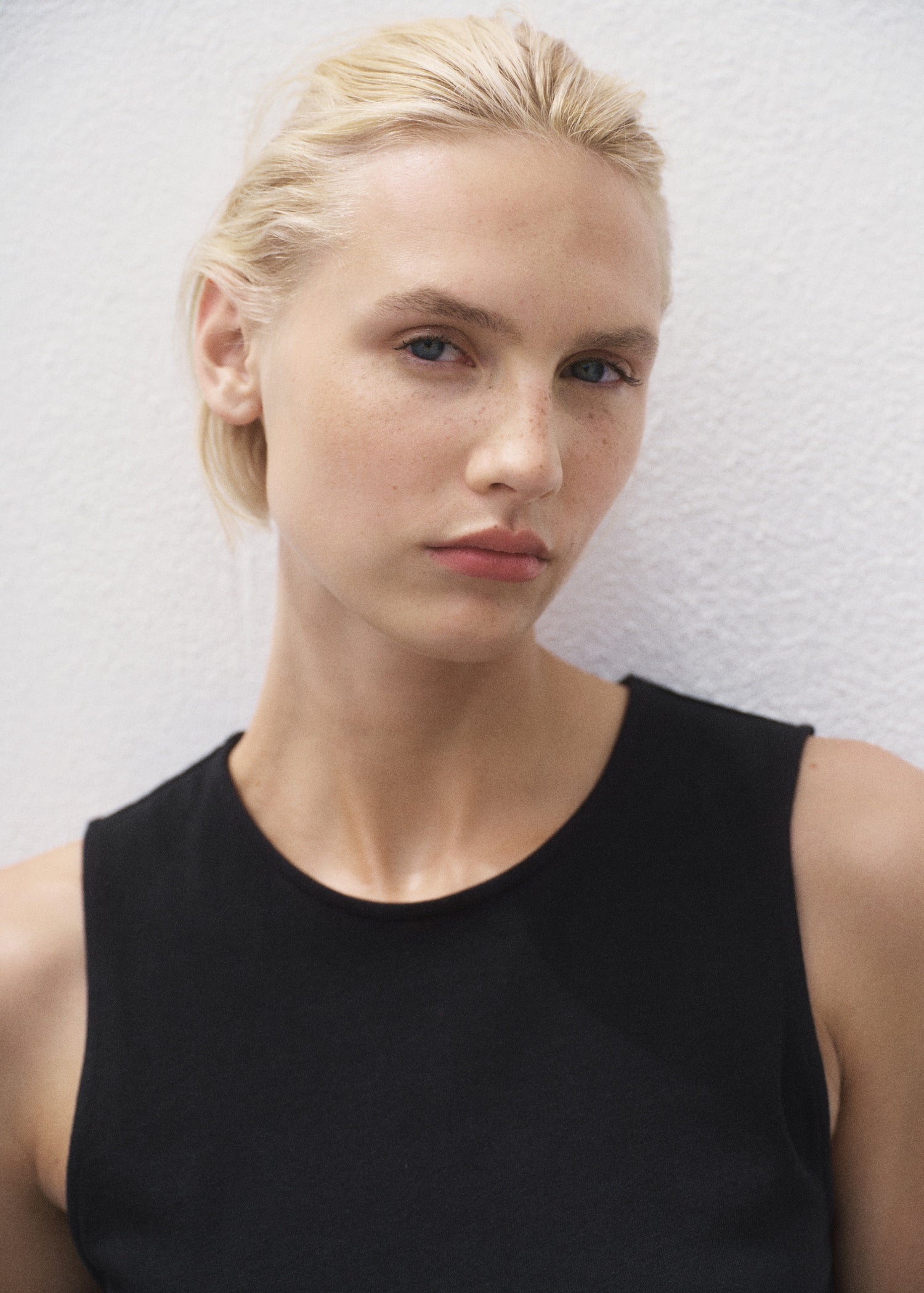 Mango product 17022909-99 - D1