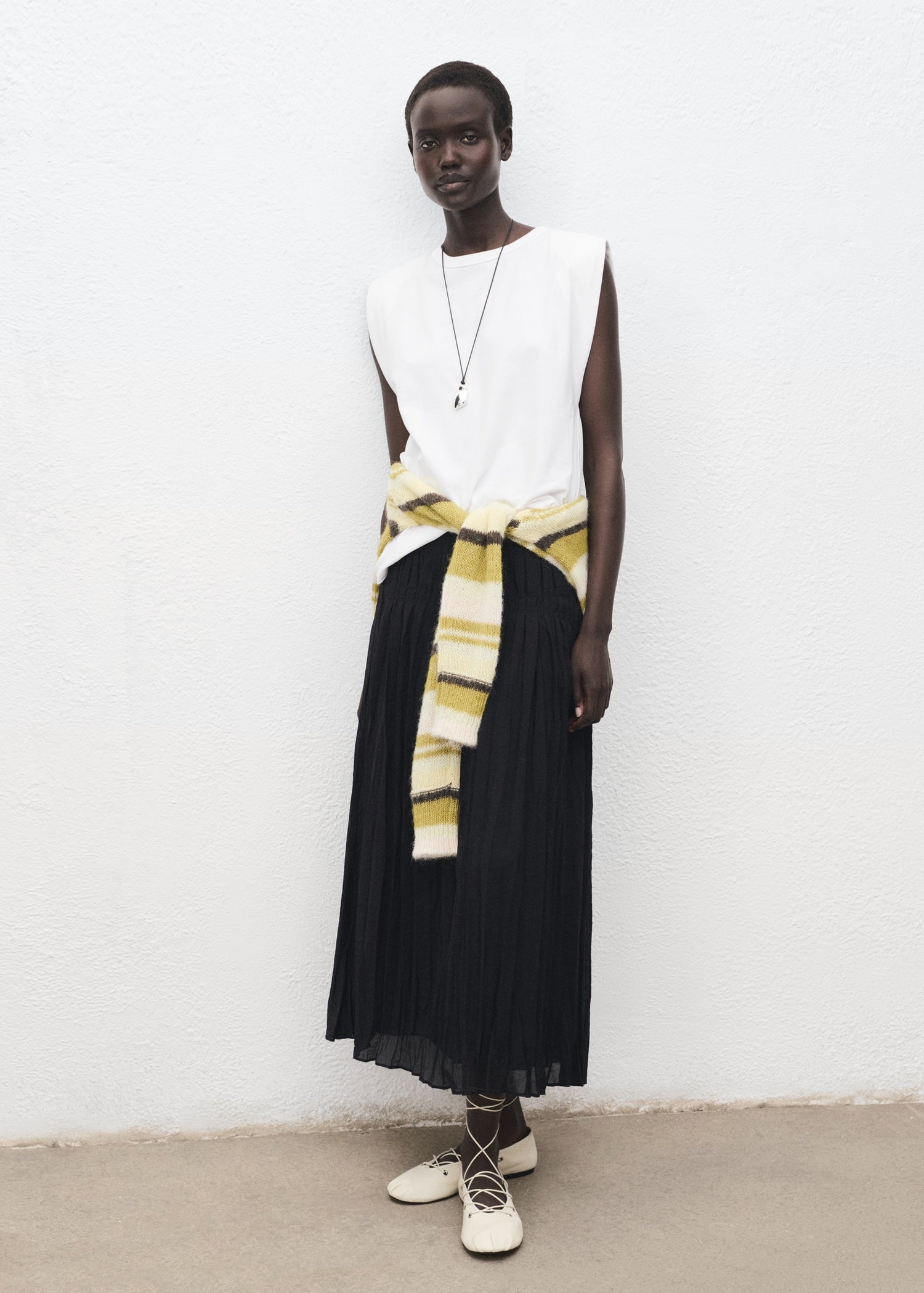 Mango t-shirt viri in White - 99999999_01