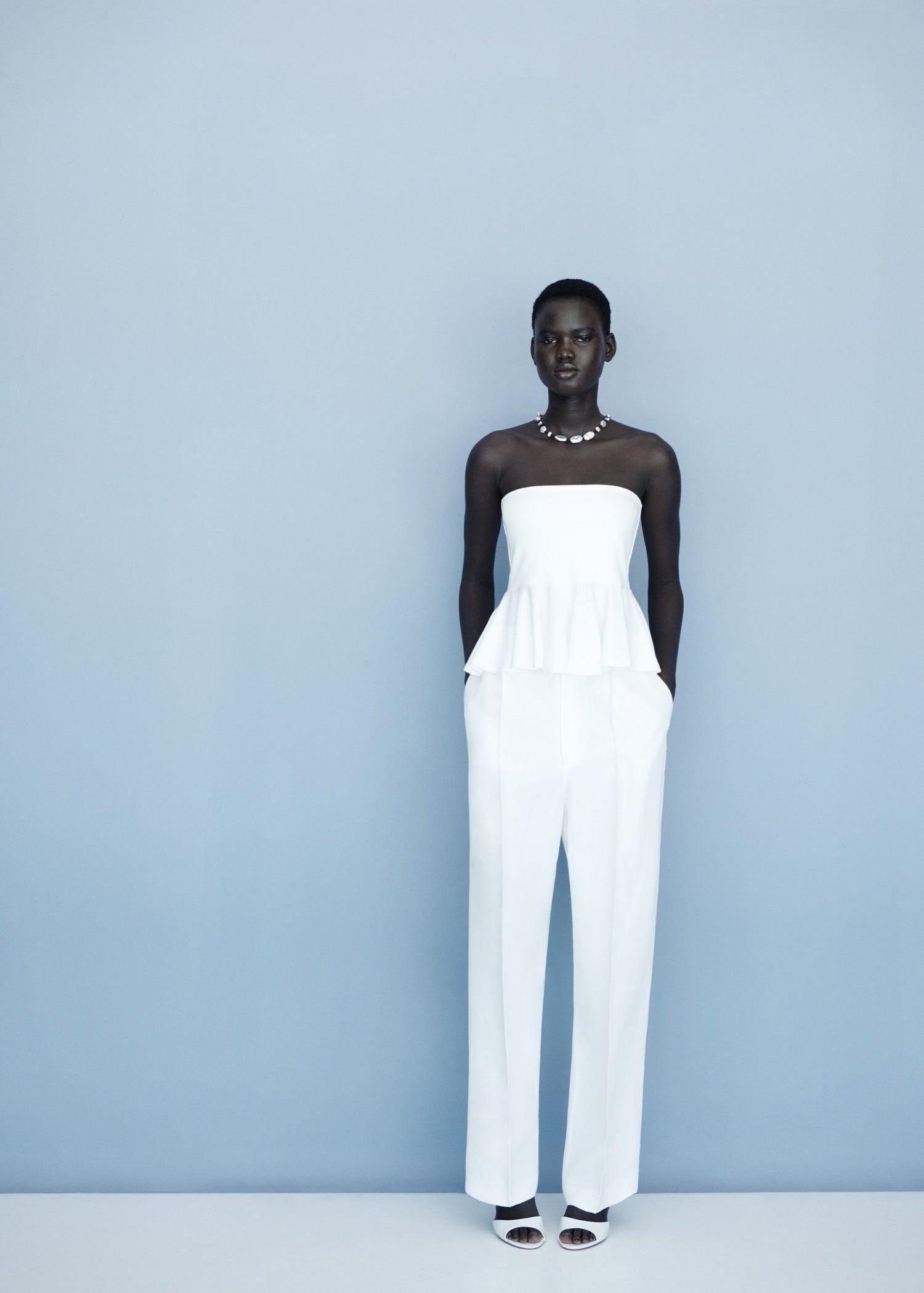 Mango top peplum in White - D7