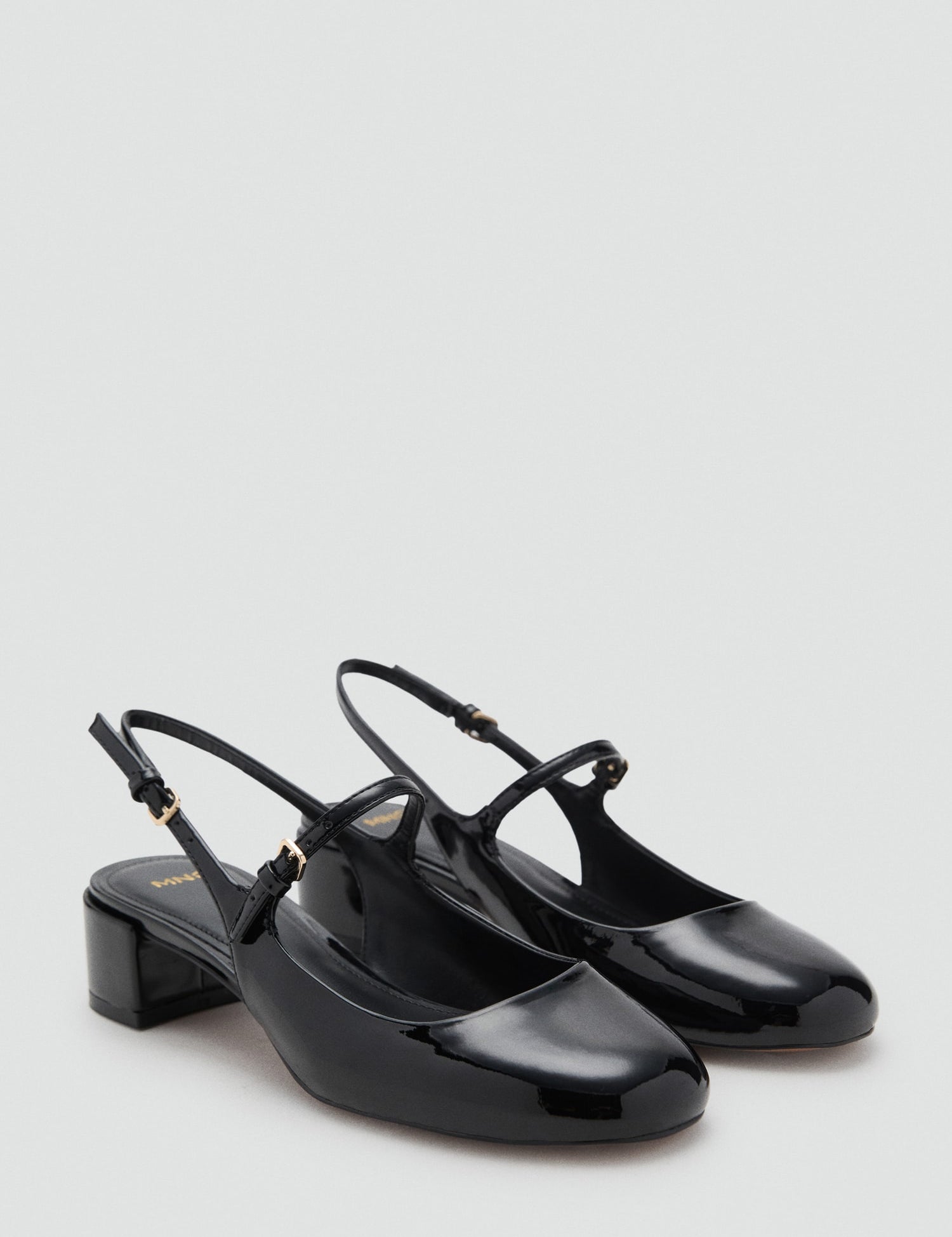 Mango shoes ada in Black