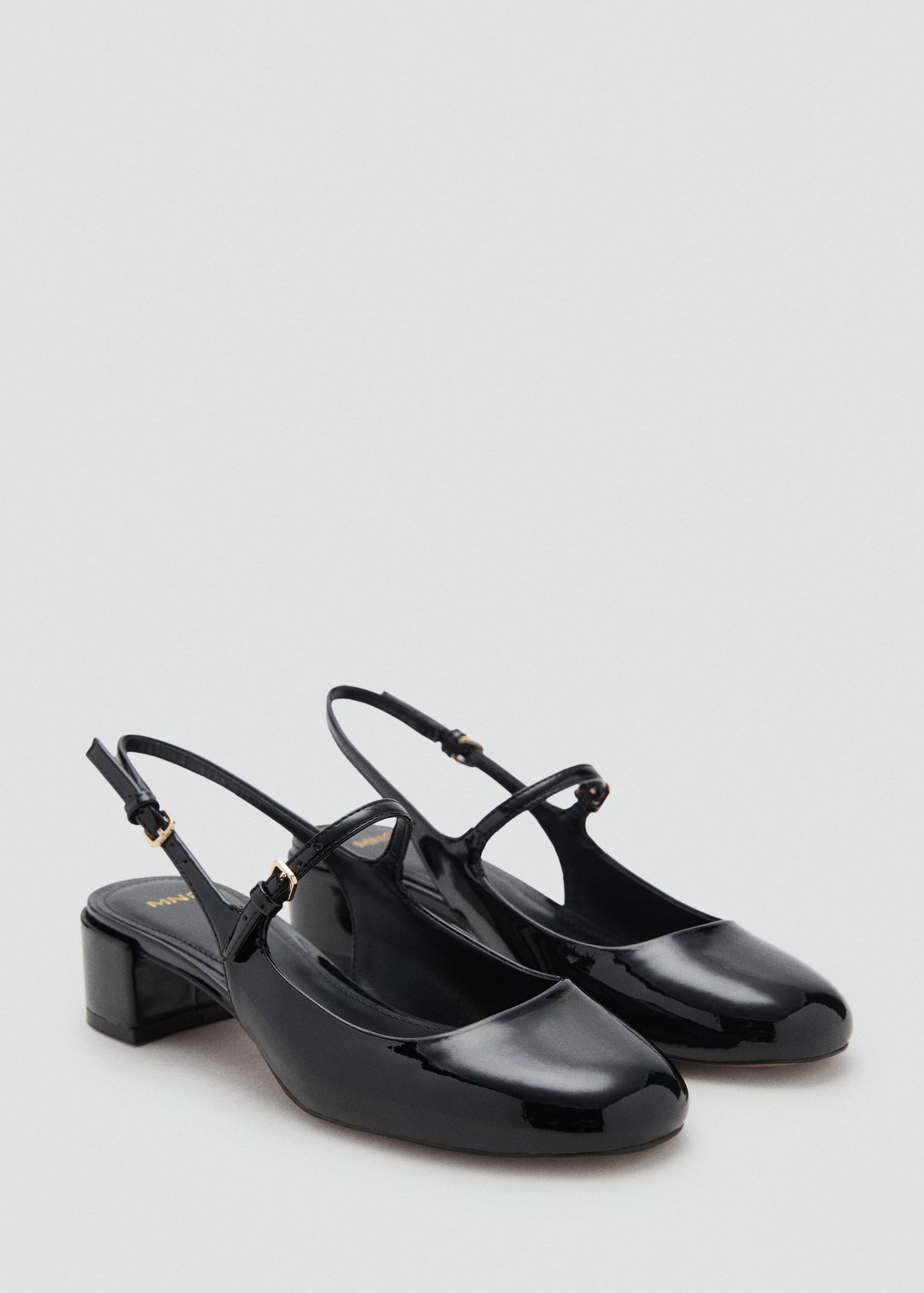 Mango shoes ada in Black