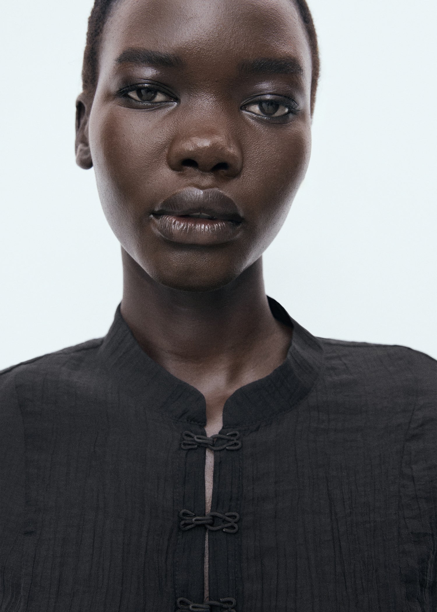 Mango product 17032901-99 - D1