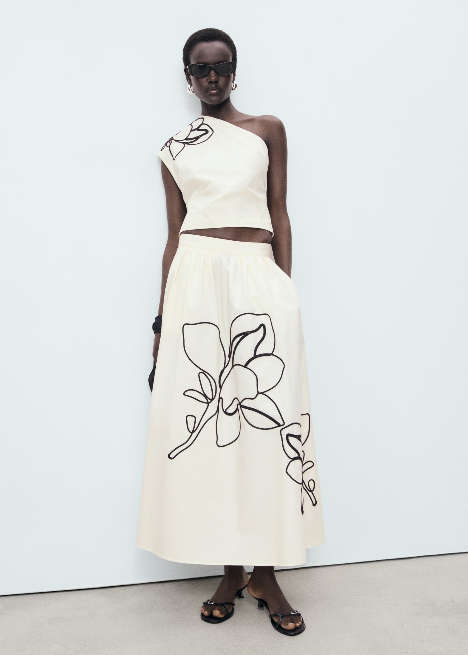 Mango product 17041174-02 - 99999999_01