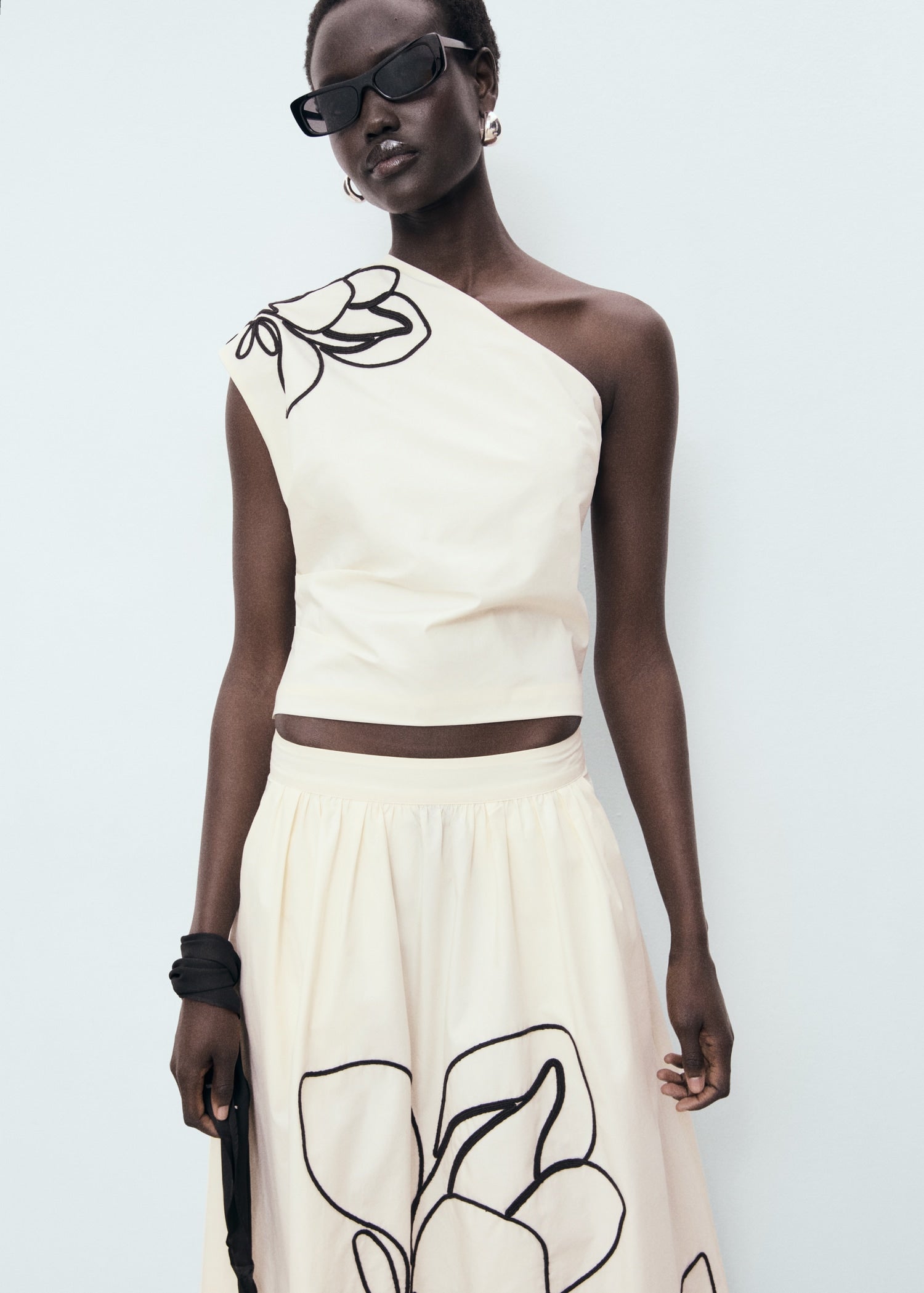 Mango product 17041174-02 - D6