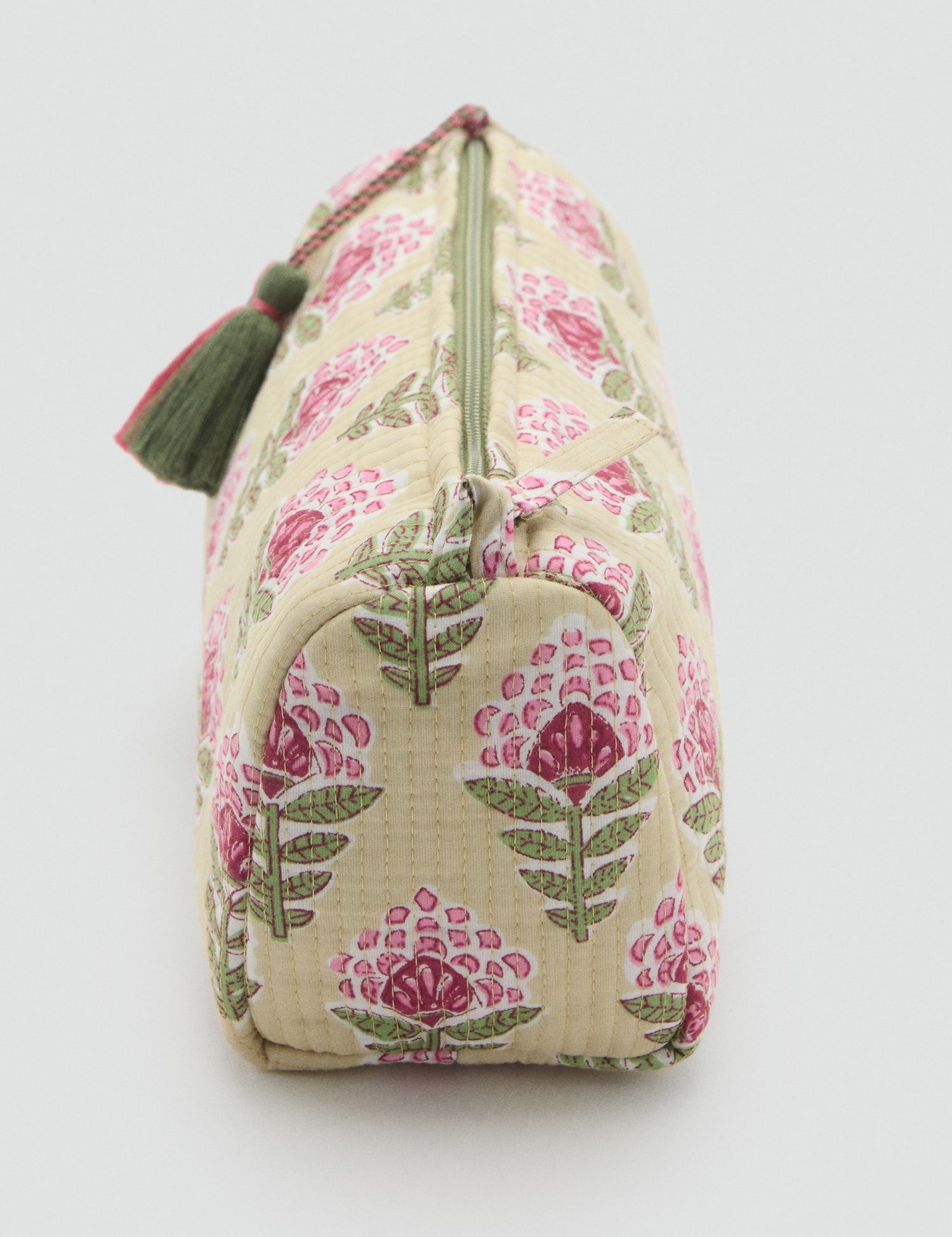 Mango cosmetic bag loto in Apple - D1