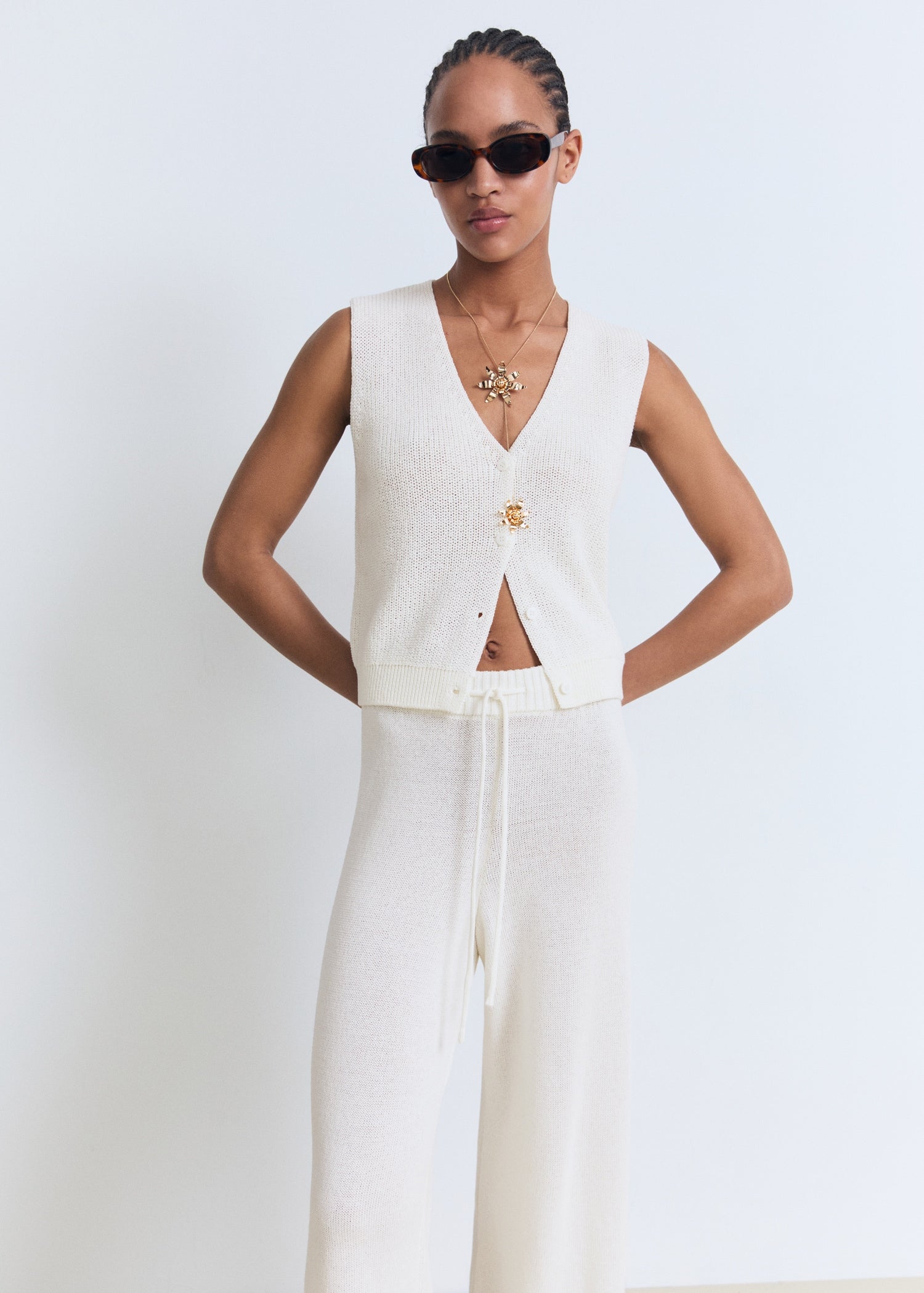 Mango product 17041218-01 - D1