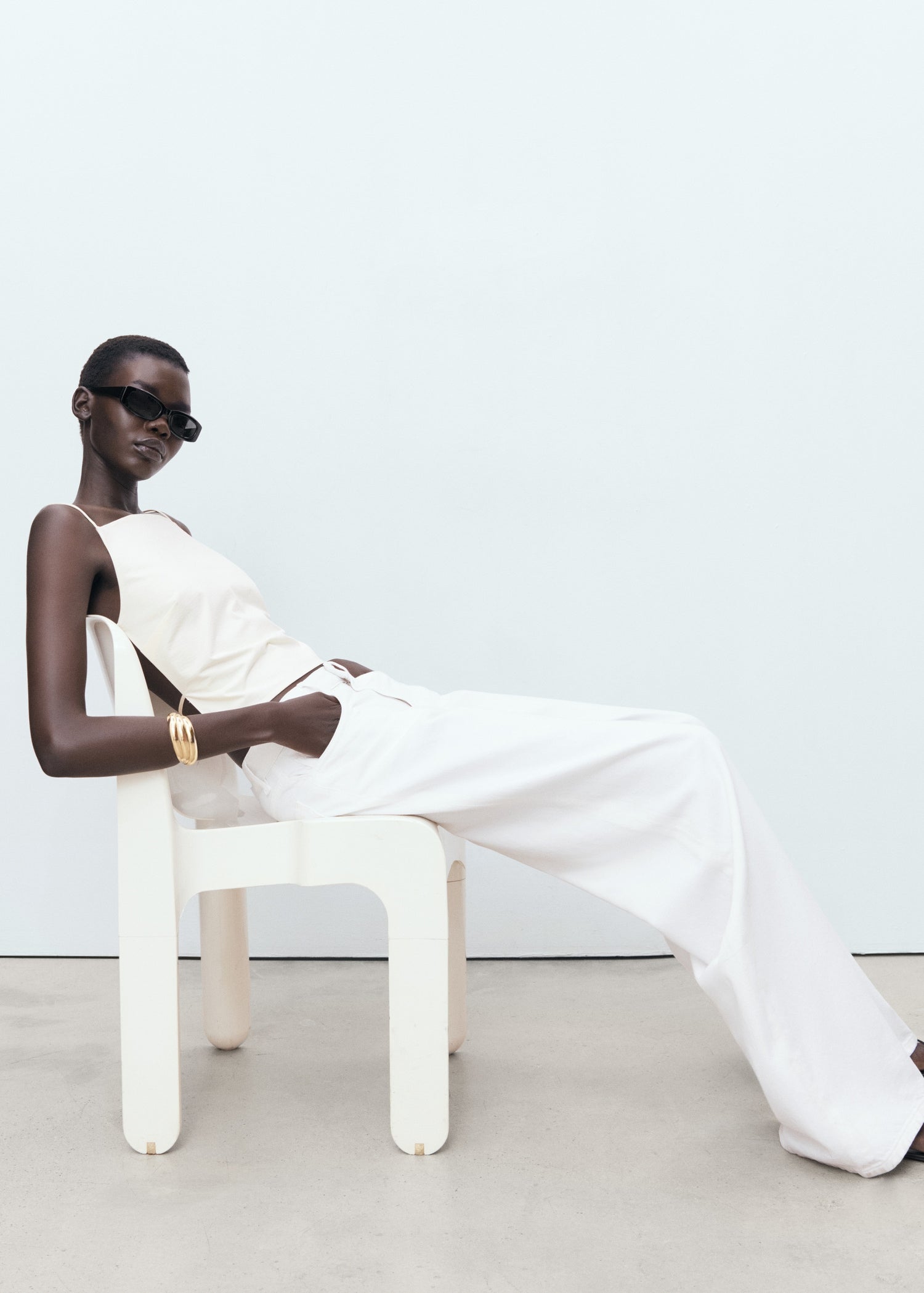 Mango product 17042903-01 - D2