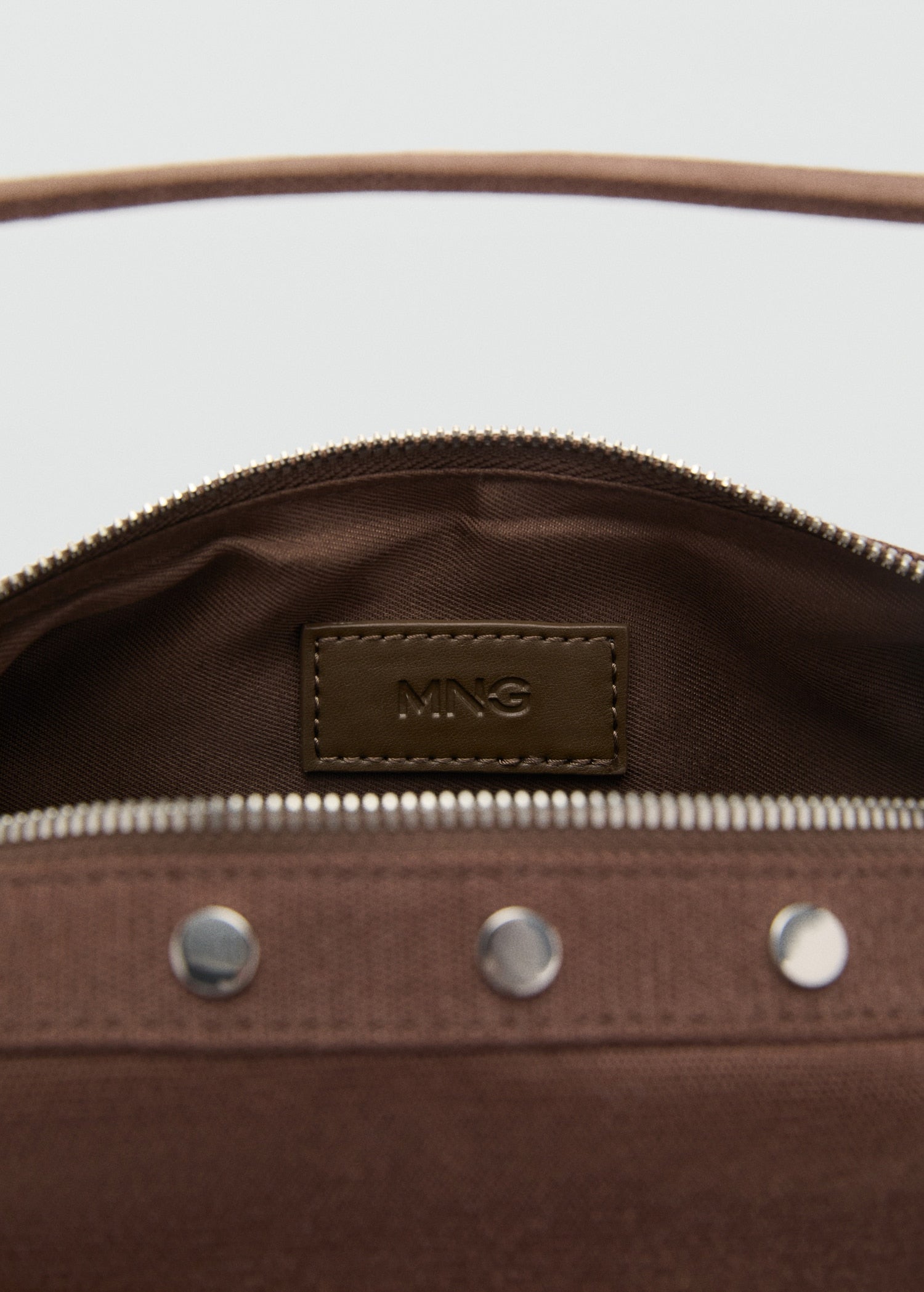 Mango product 17042919-32 - D4