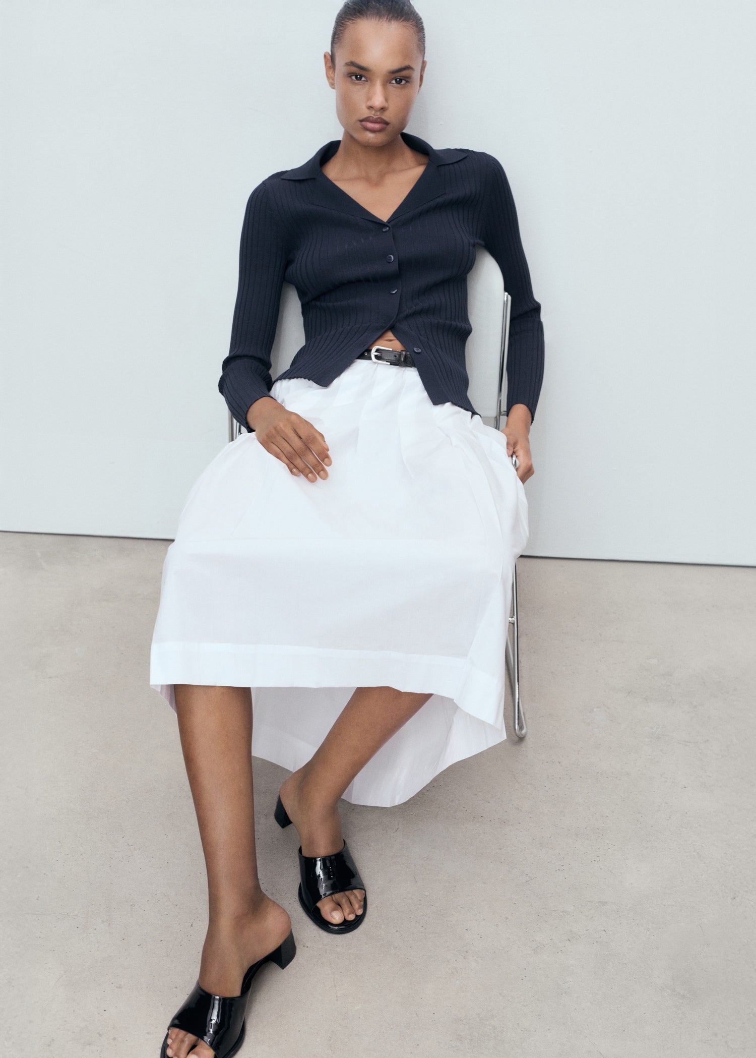 Mango cardigan latte in Navy - D2