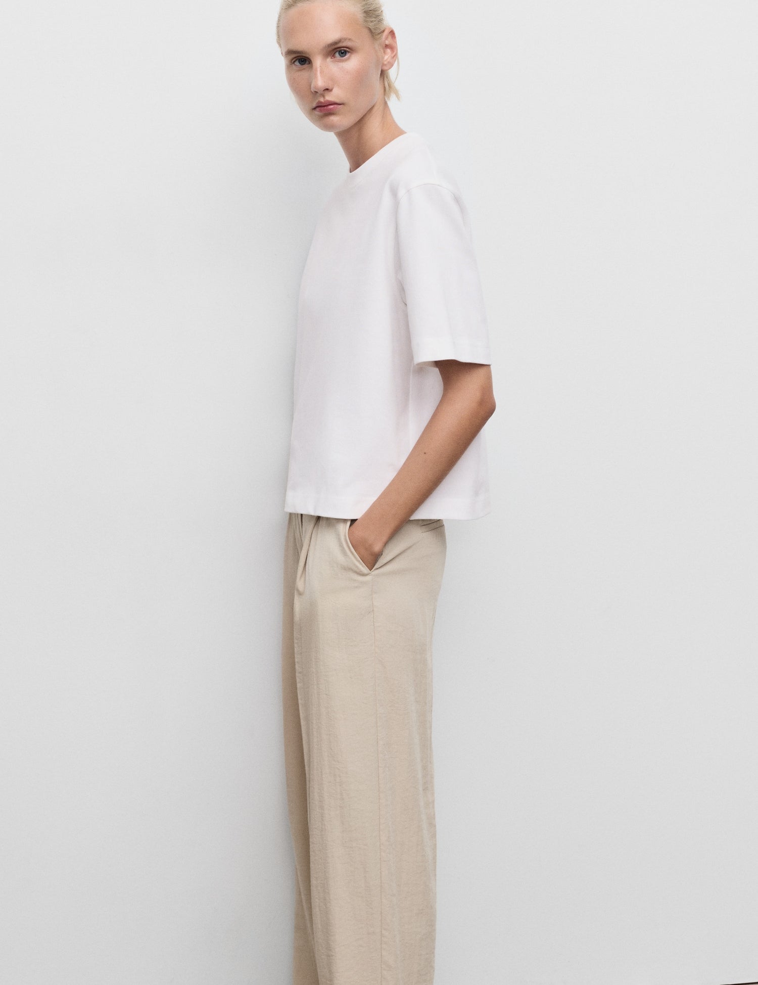 Mango t-shirt sita in Off White