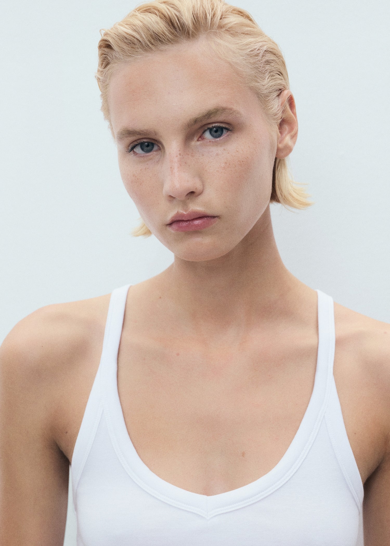 Mango product 17051191-01 - D1