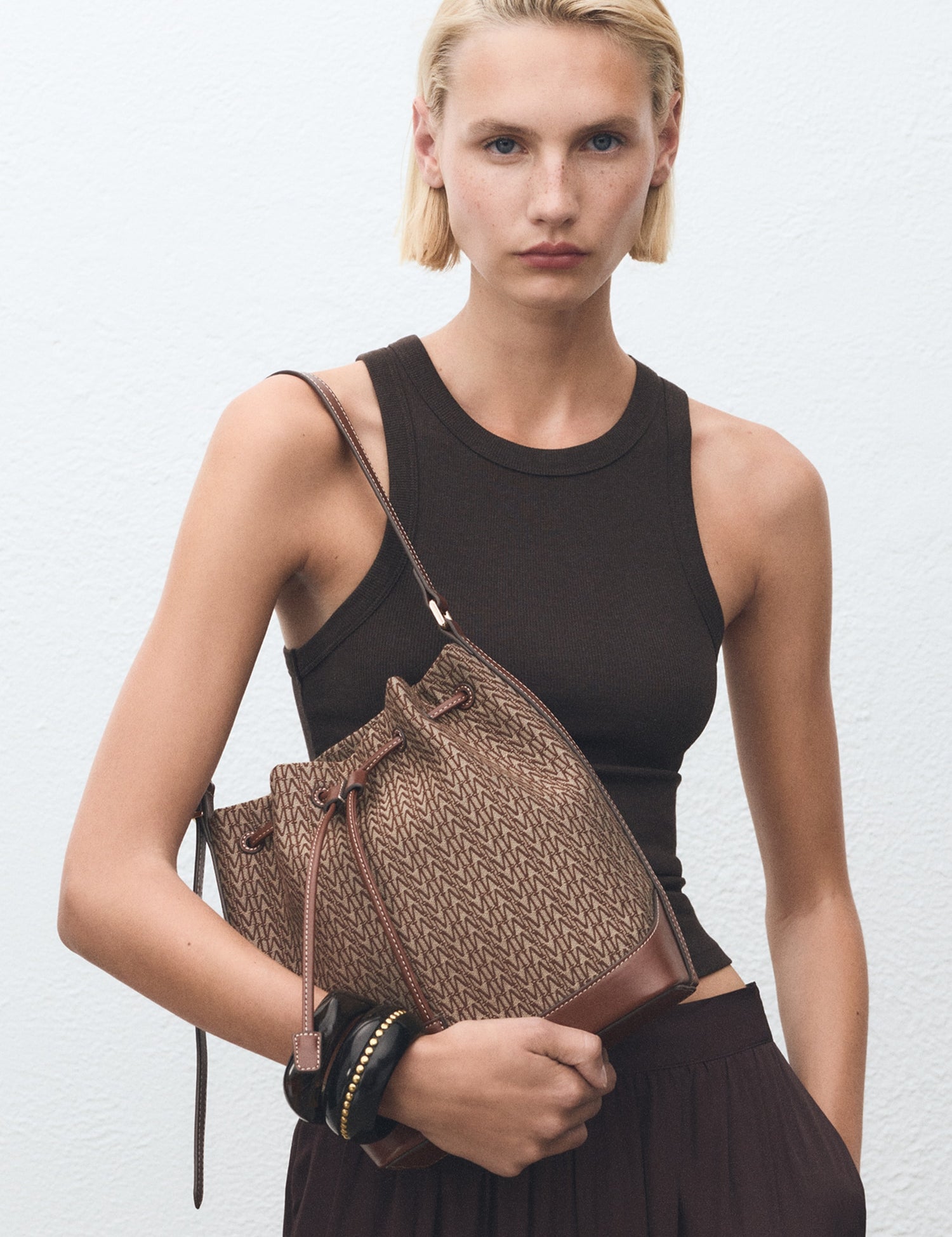 Mango product 17052540-32 - 99999999_01