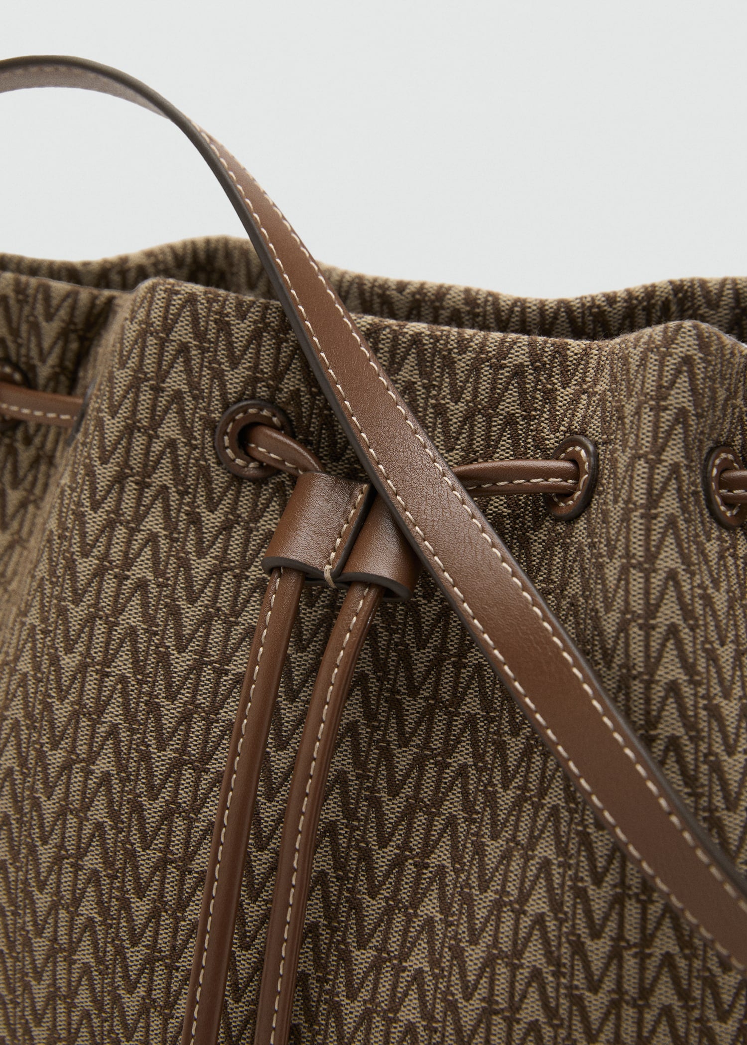 Mango product 17052540-32 - D2