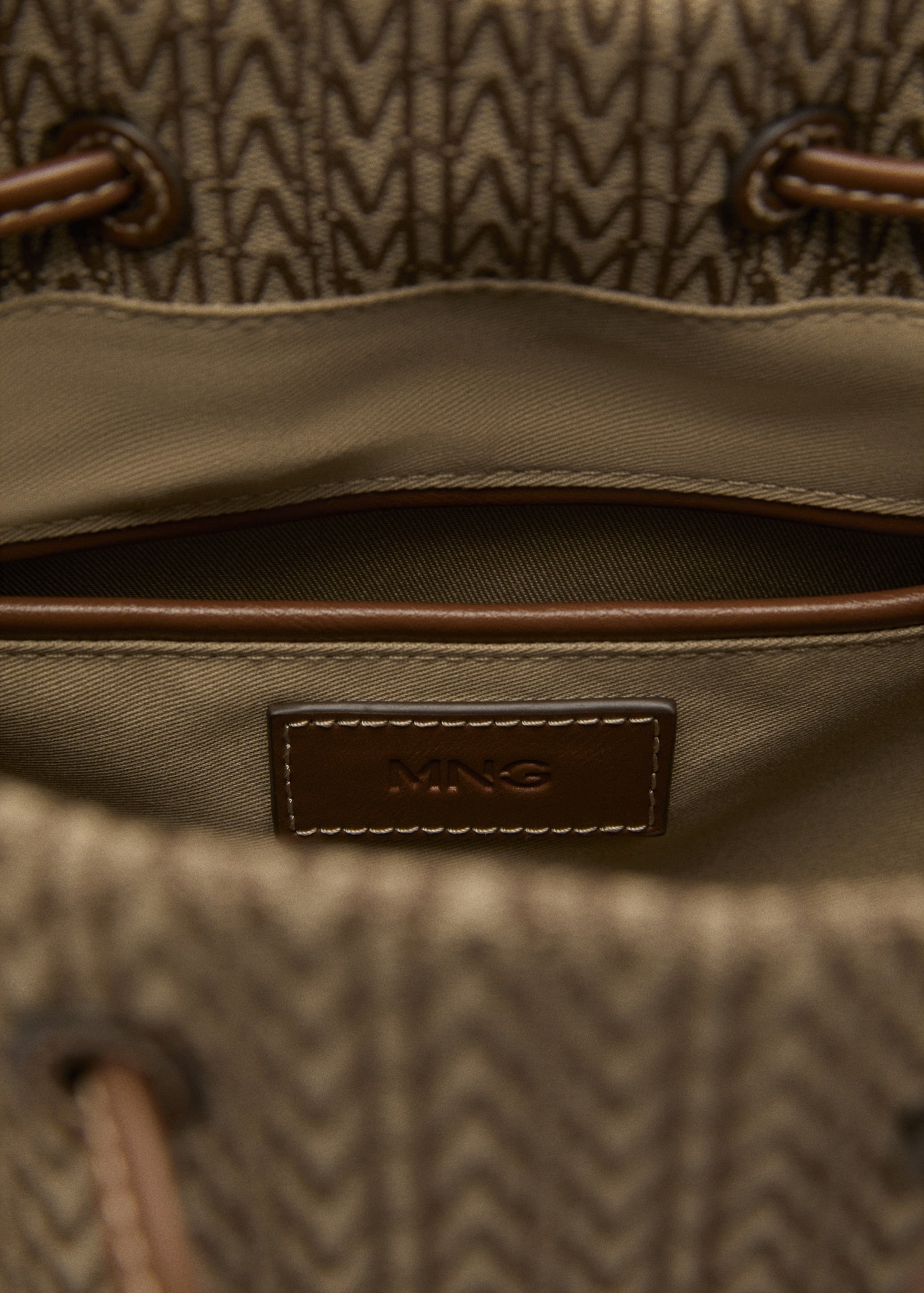 Mango product 17052540-32 - D3