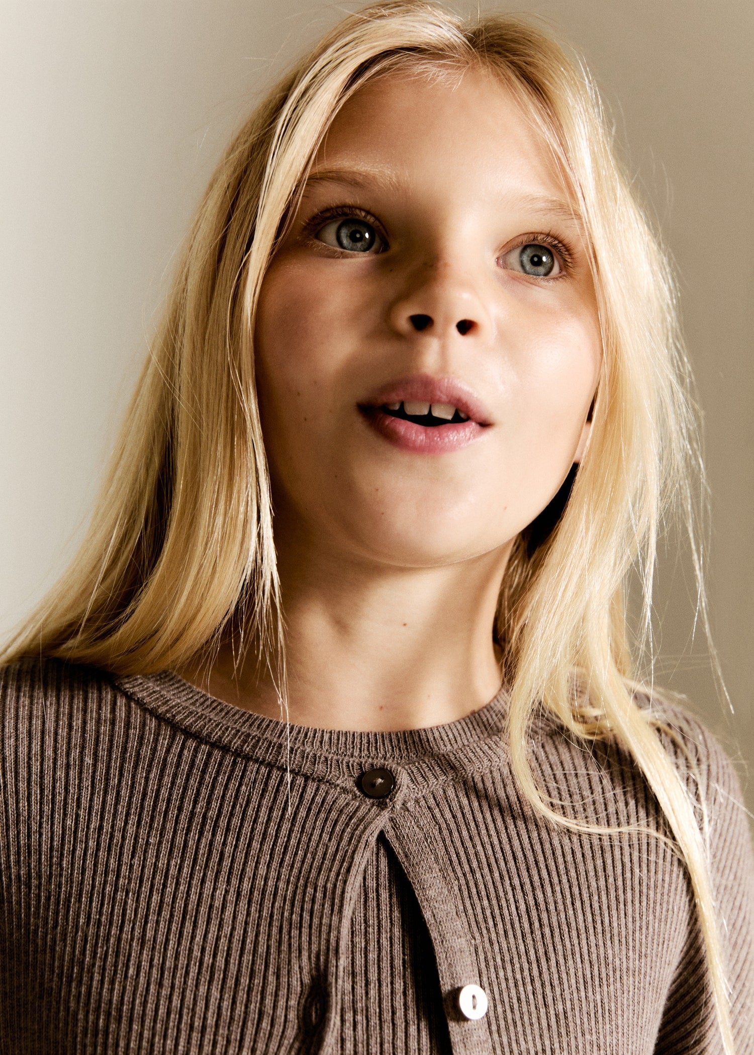 Mango product 17053280-30 - D1