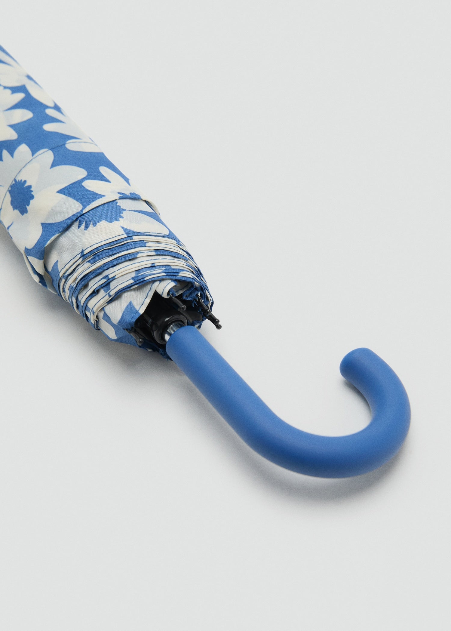 Mango product 17061124-52 - D2