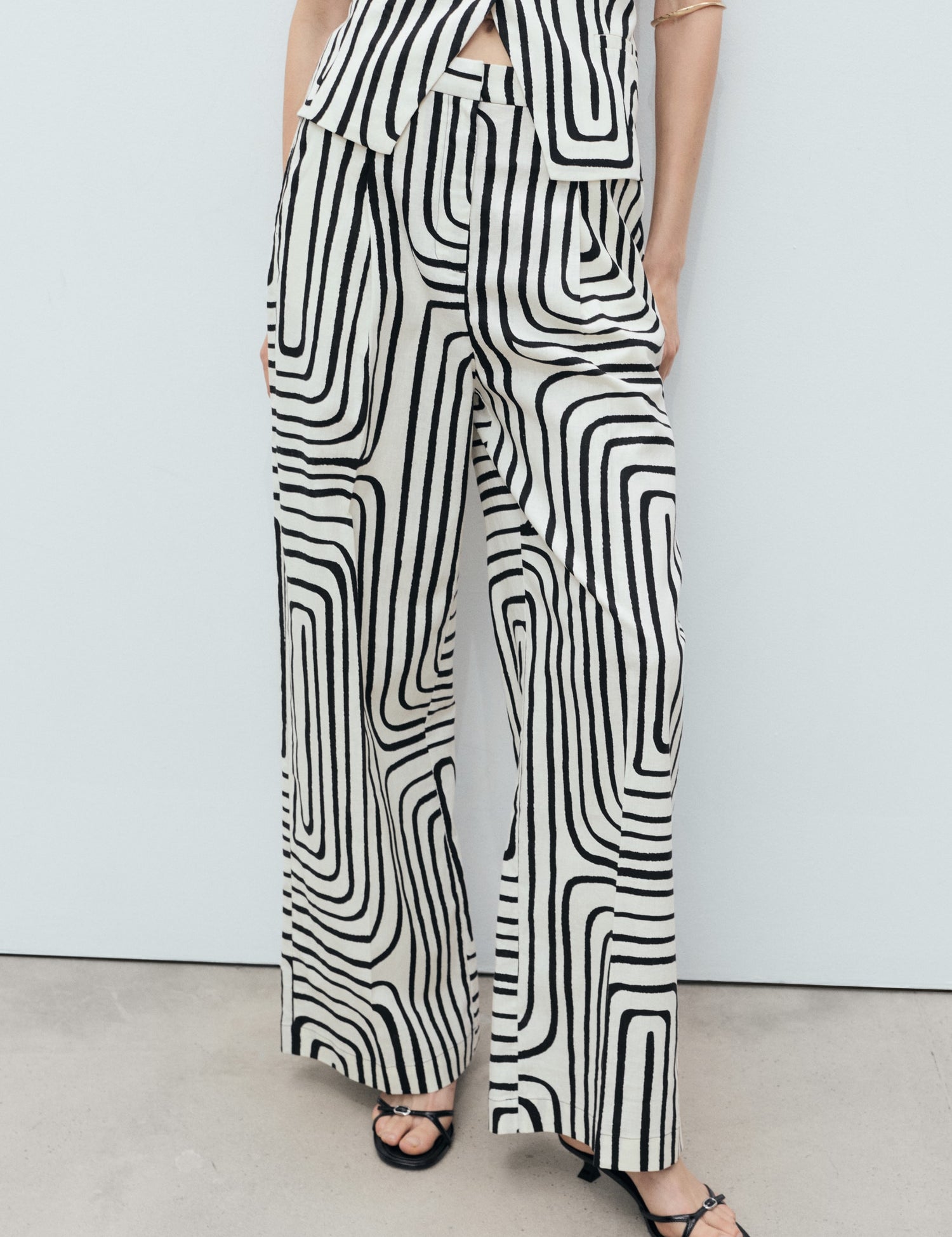 Mango product 17061155-05