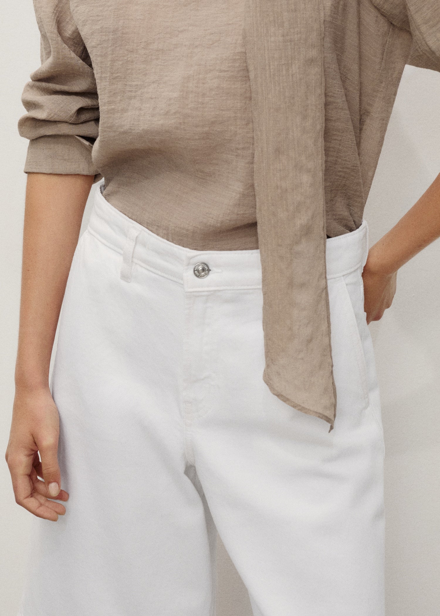 Mango product 17061180-01 - D6