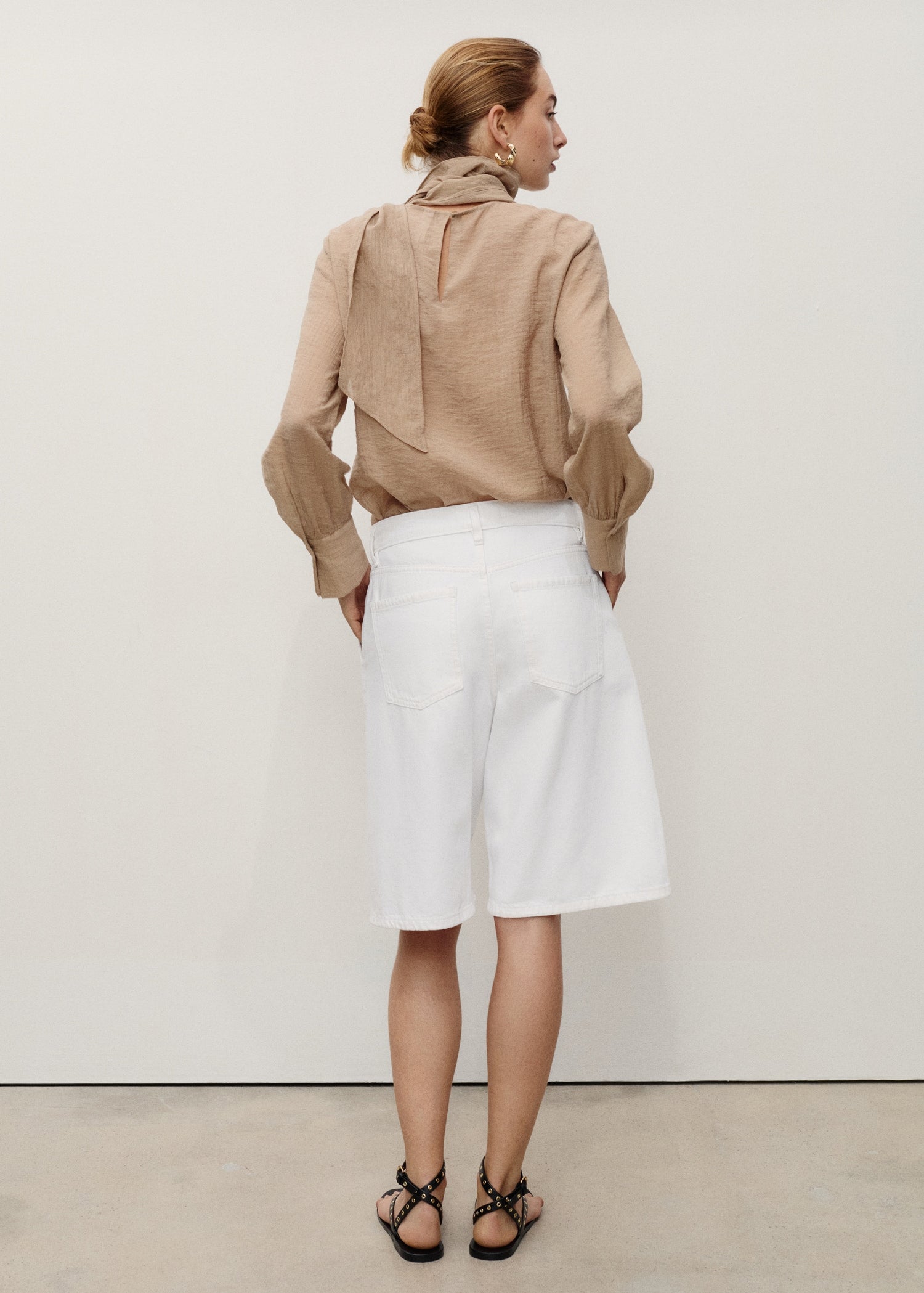 Mango product 17061180-01 - R