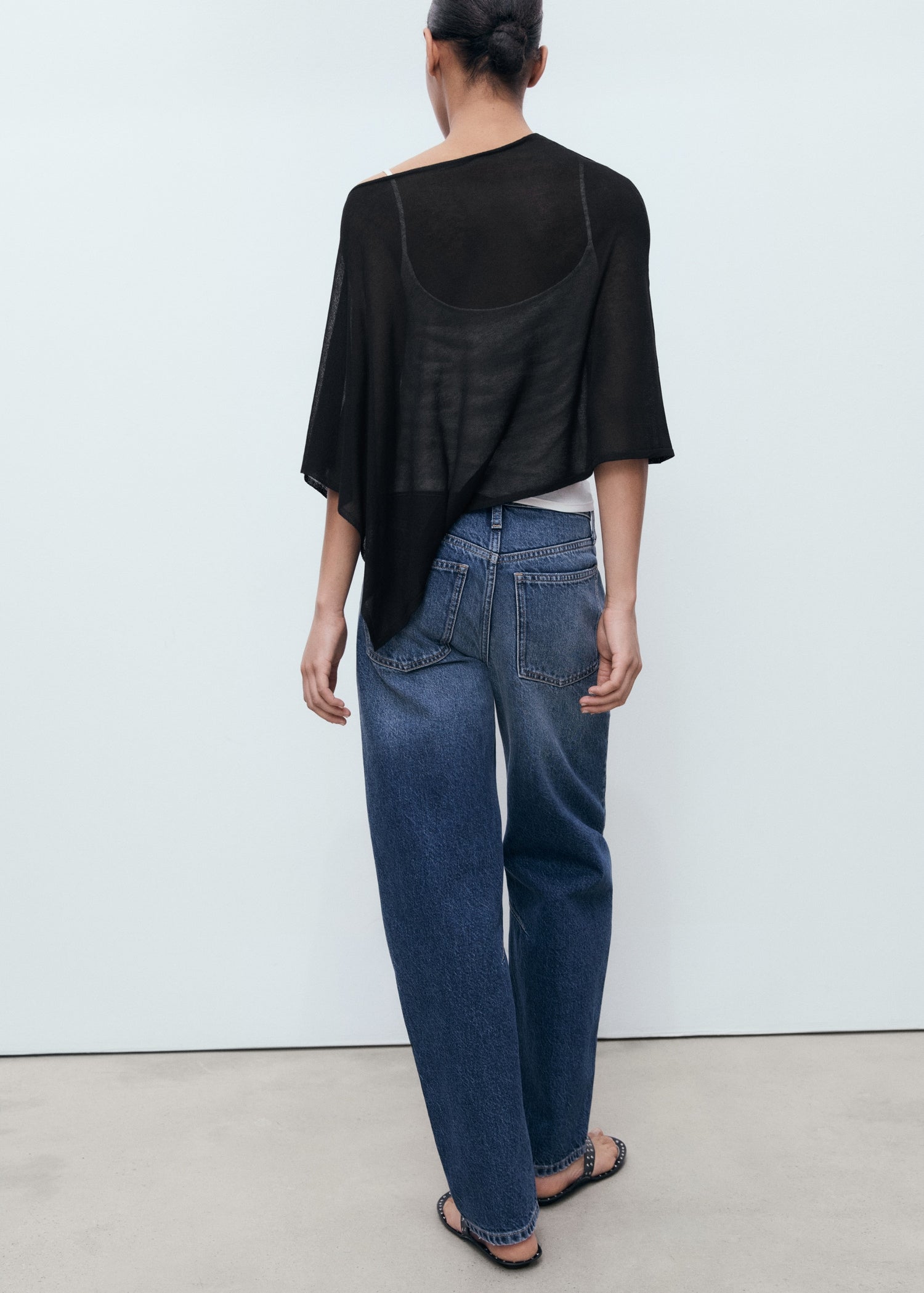 Mango cape argon in Black - R