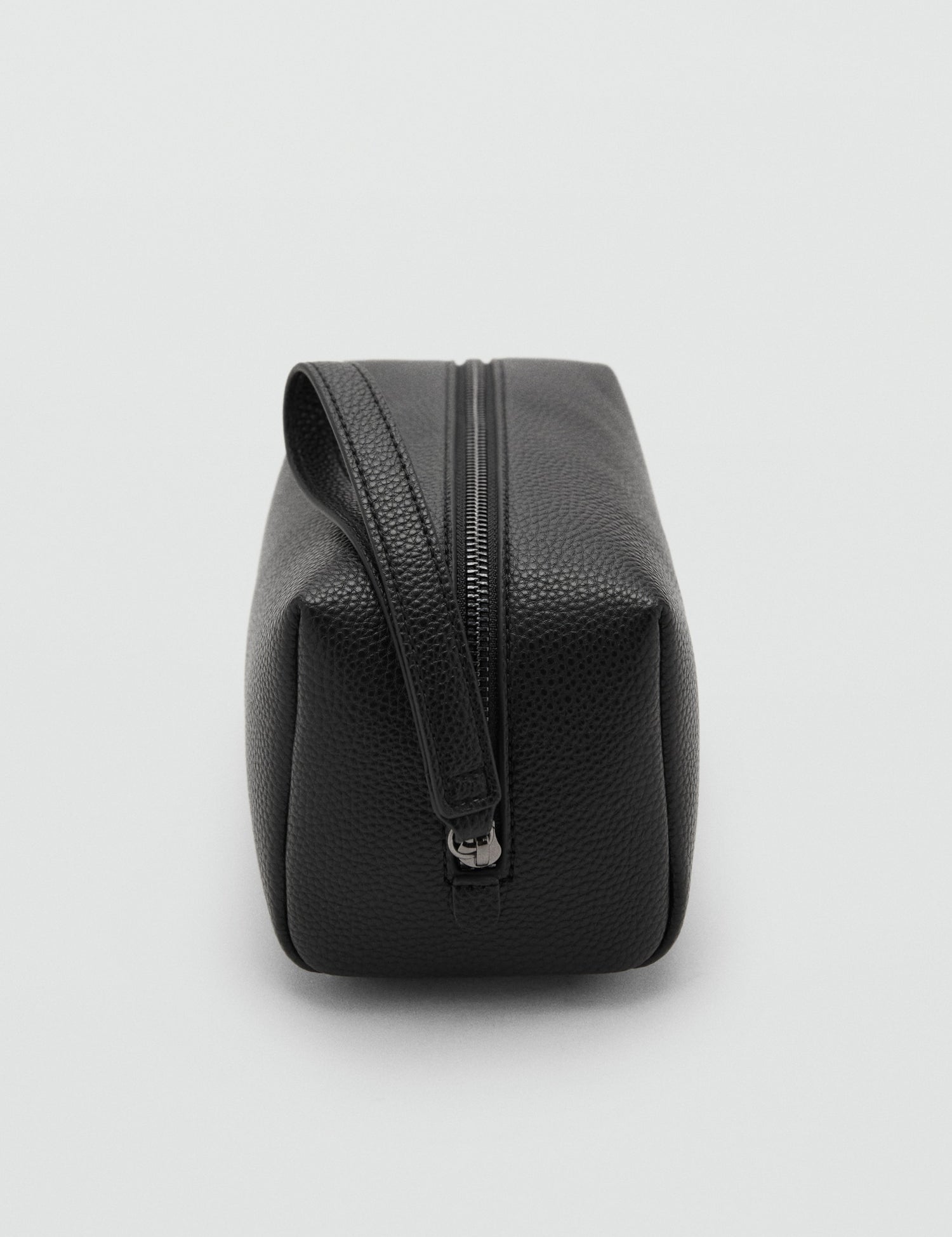 Mango product 17061201-99 - D1