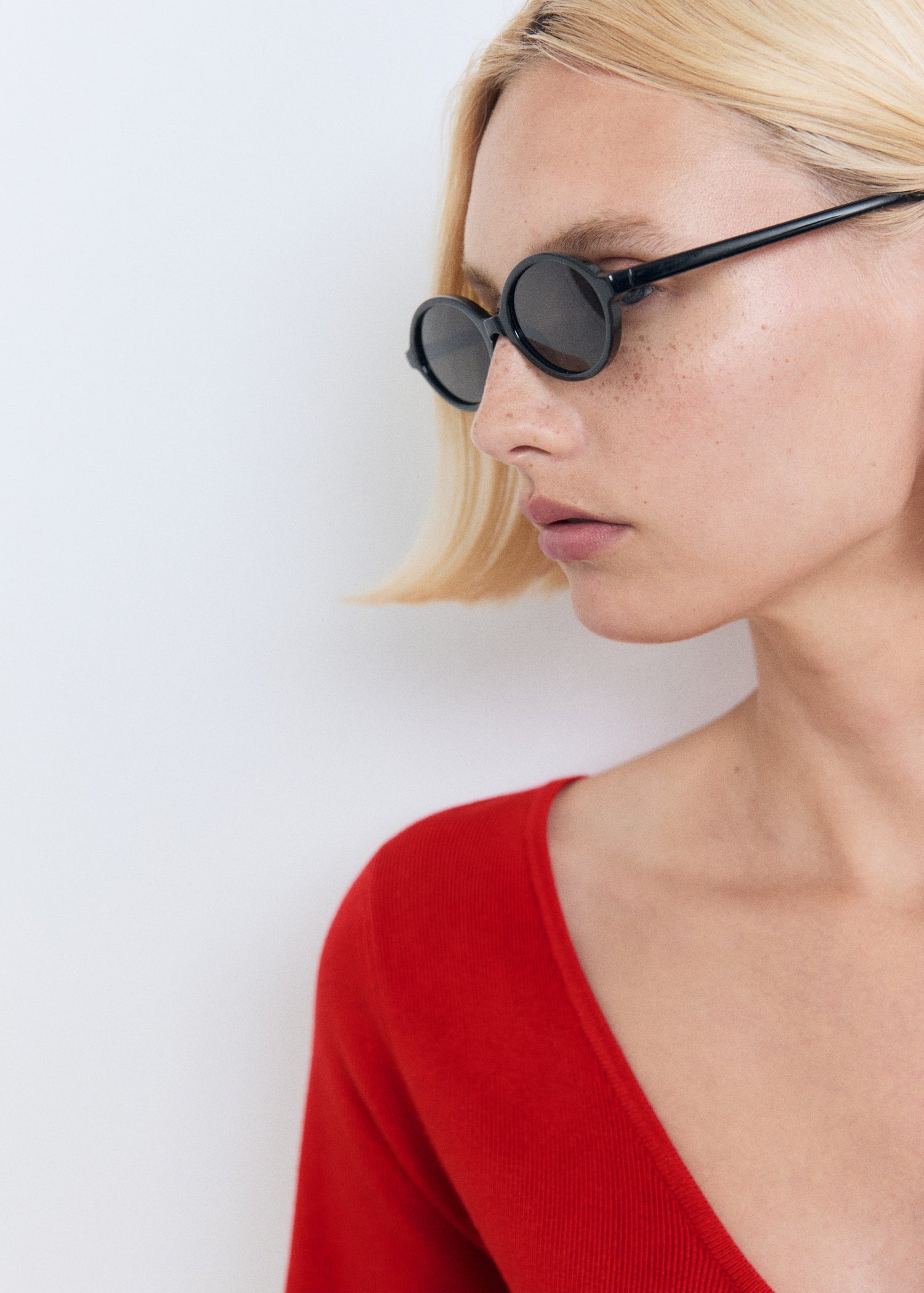 Mango dress foradada in Red - D1