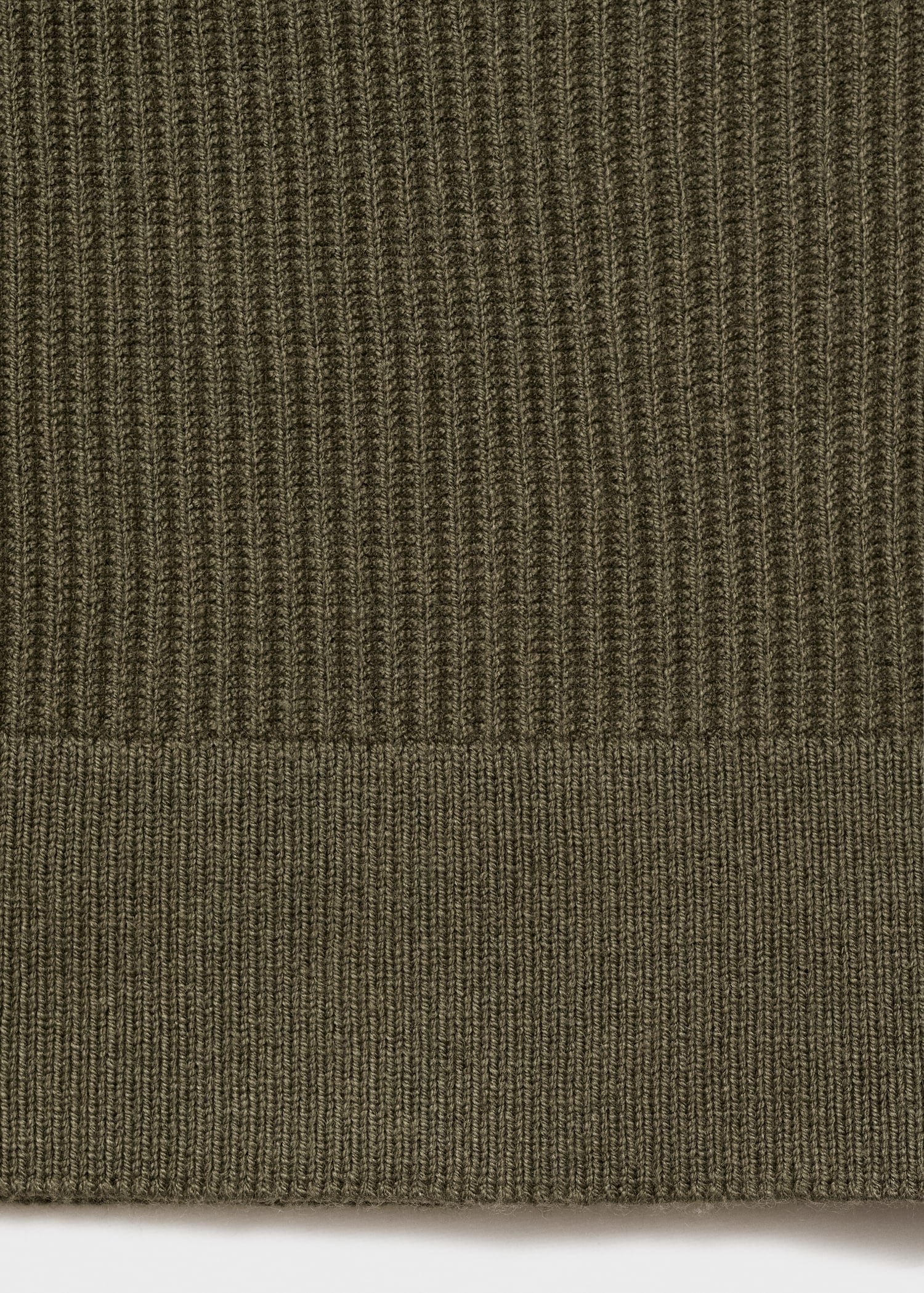 Mango sweater antigua in Olive - D0